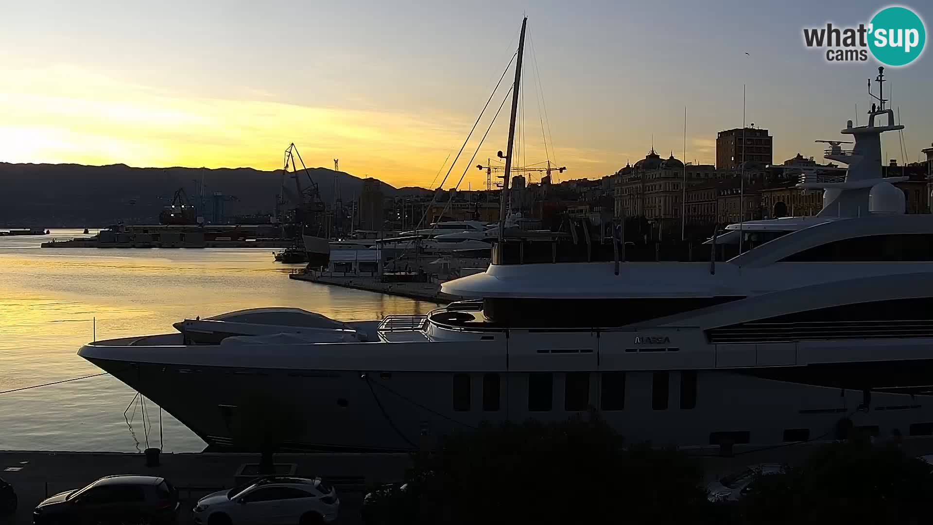 La Riva et Marina à Rijeka – Live Webcam Croatie