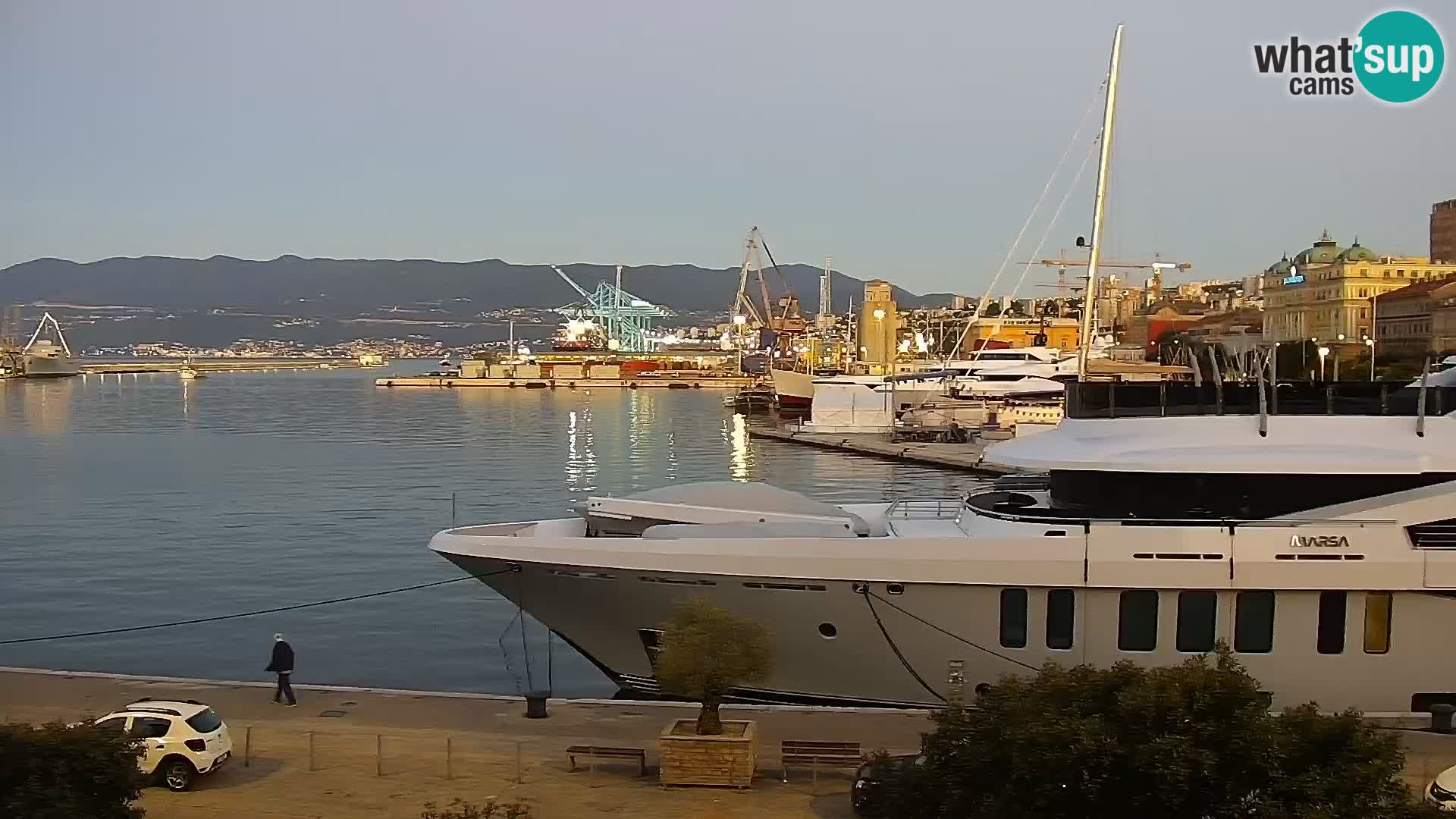La Riva e la Marina a Rijeka (Fiume) – Live Webcam Croazia