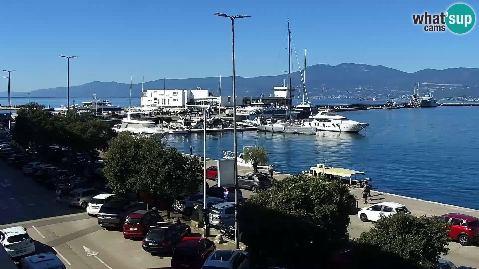 Riva in Marina v Reki – Spletna kamera v živo Hrvaška