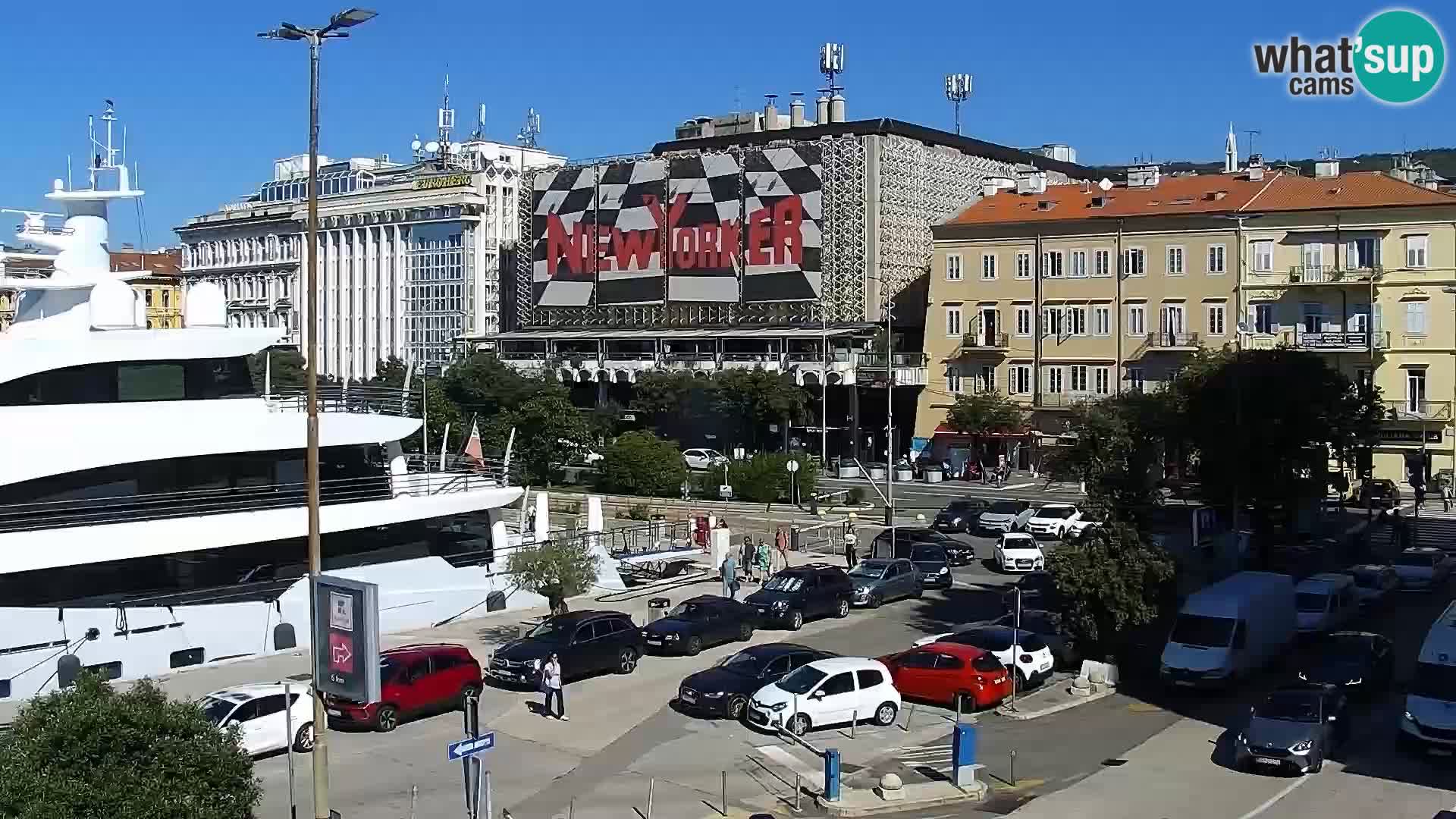 Riva in Marina v Reki – Spletna kamera v živo Hrvaška