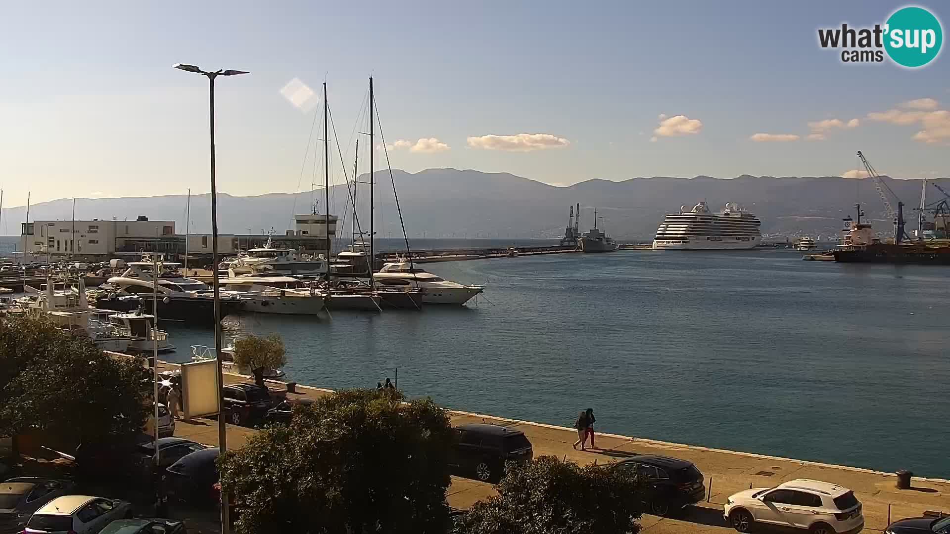 Riva i Marina u Rijeci – Web kamera uživo u Hrvatskoj
