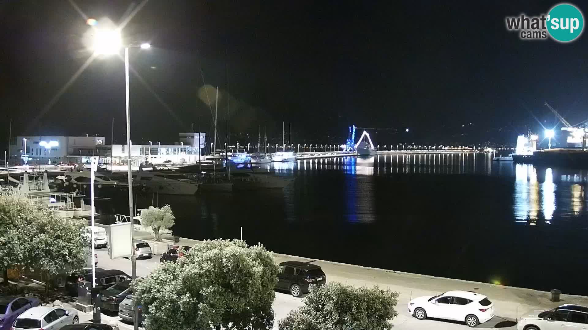 Riva in Marina v Reki – Spletna kamera v živo Hrvaška