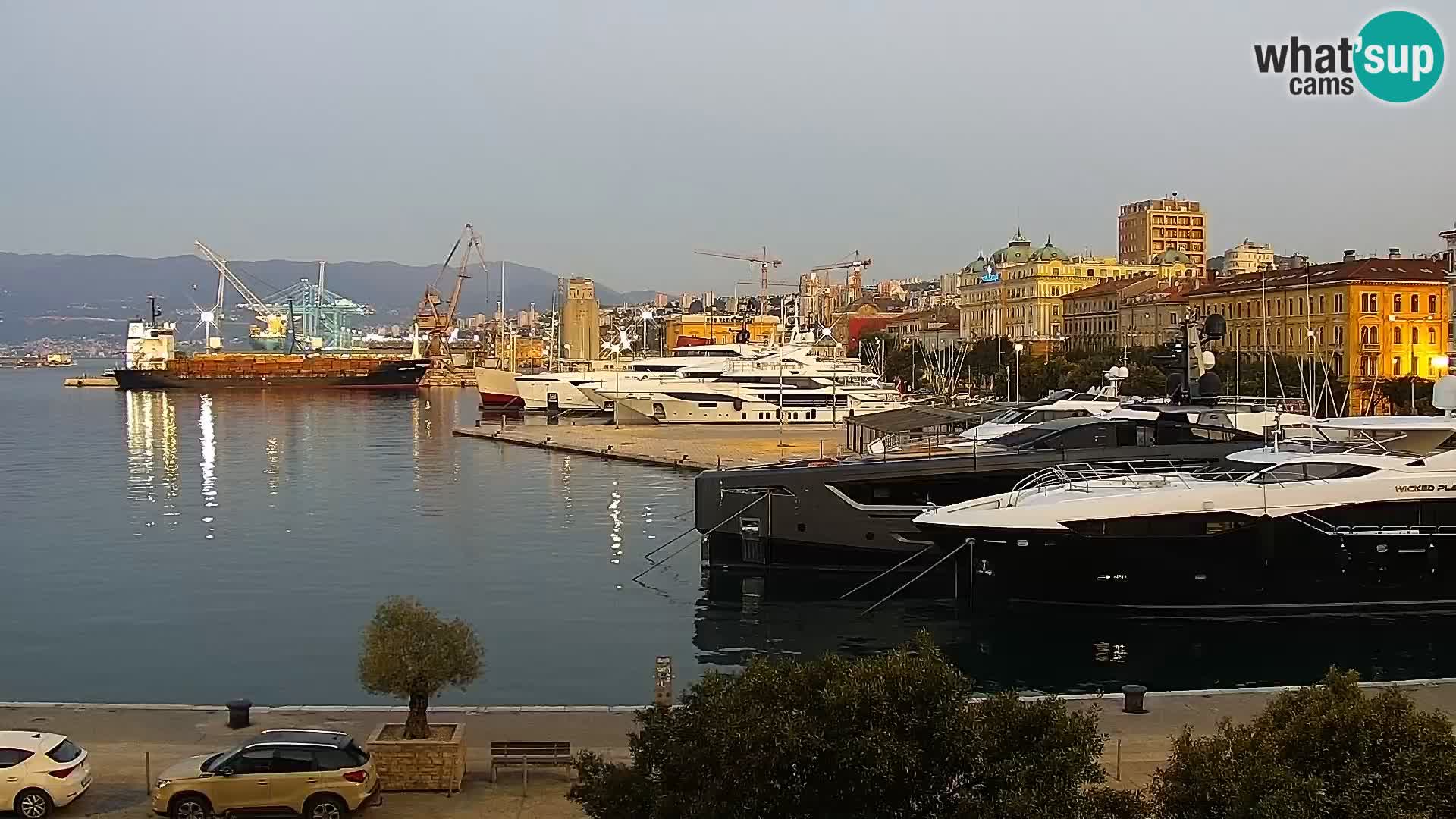 La Riva e la Marina a Rijeka (Fiume) – Live Webcam Croazia