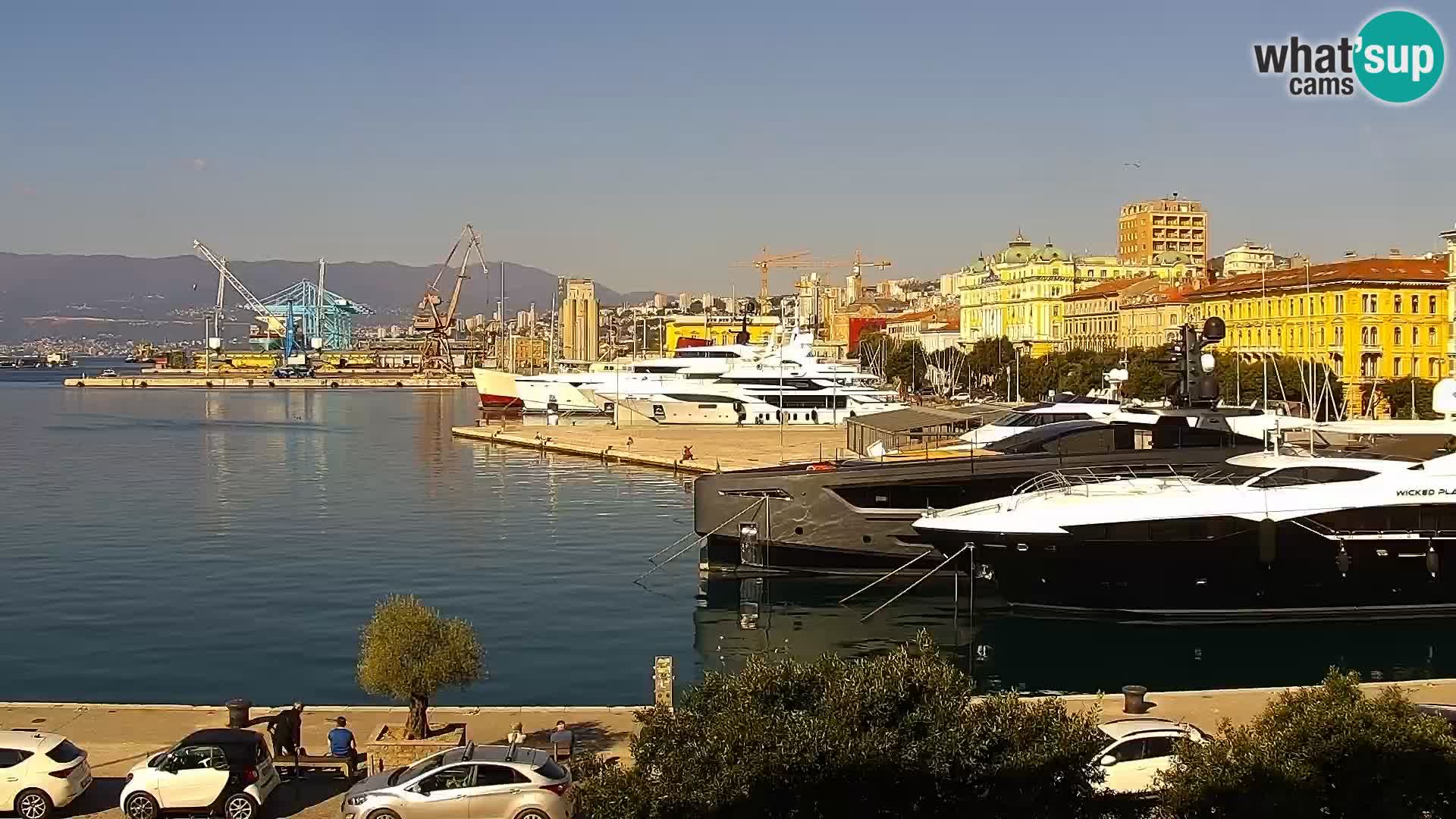 La Riva y Marina en Rijeka – Webcam en vivo Croacia