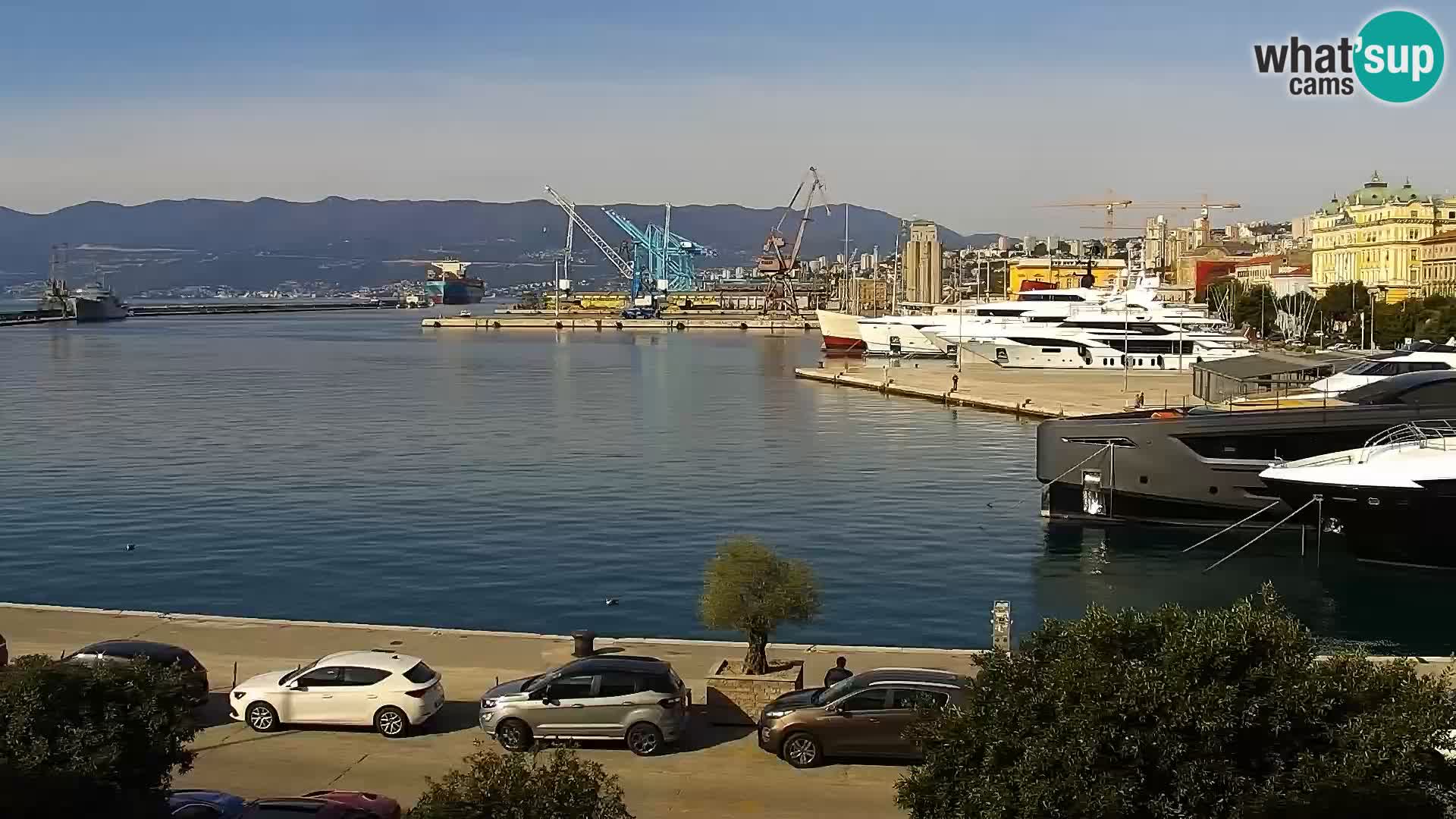 La Riva y Marina en Rijeka – Webcam en vivo Croacia
