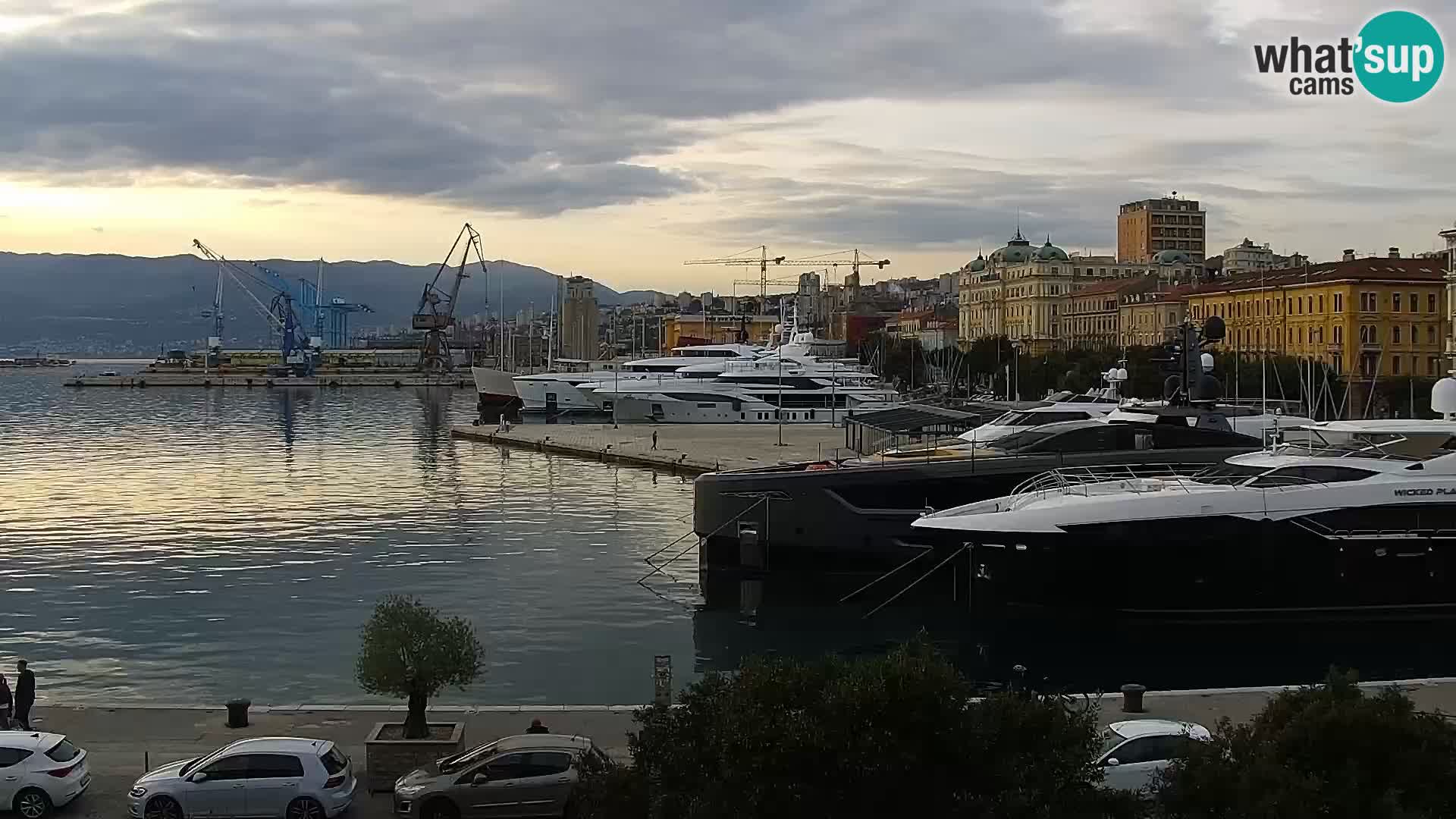 Die Riva und Marina in Rijeka – Live Webcam Kroatien