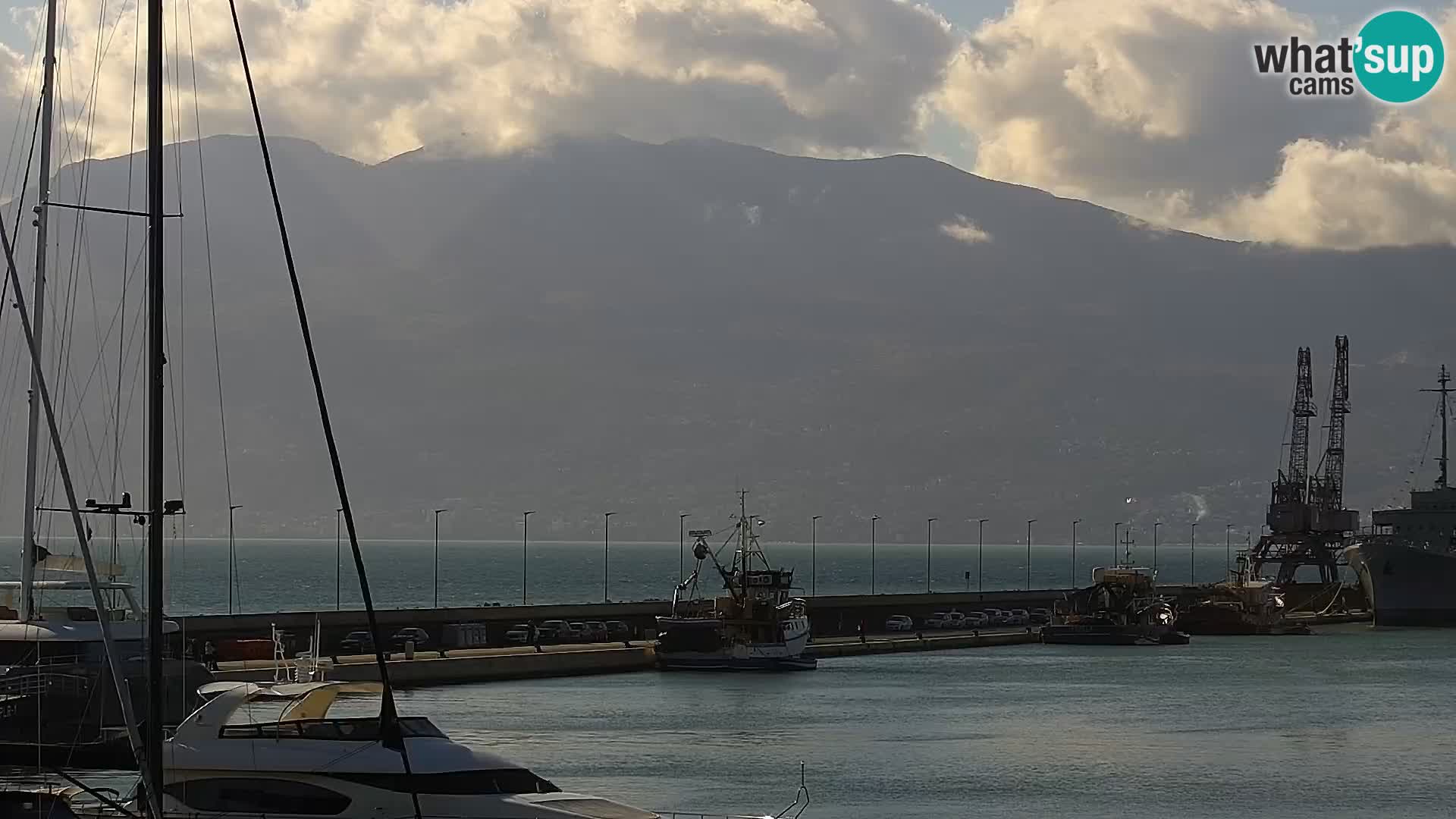 La Riva y Marina en Rijeka – Webcam en vivo Croacia