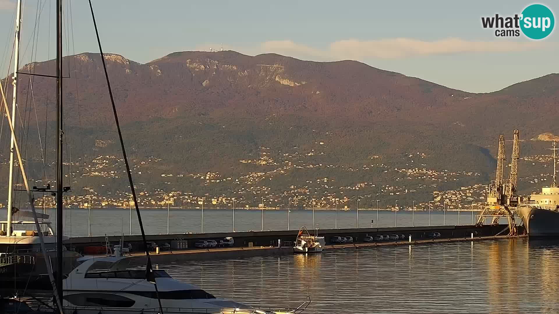 La Riva y Marina en Rijeka – Webcam en vivo Croacia