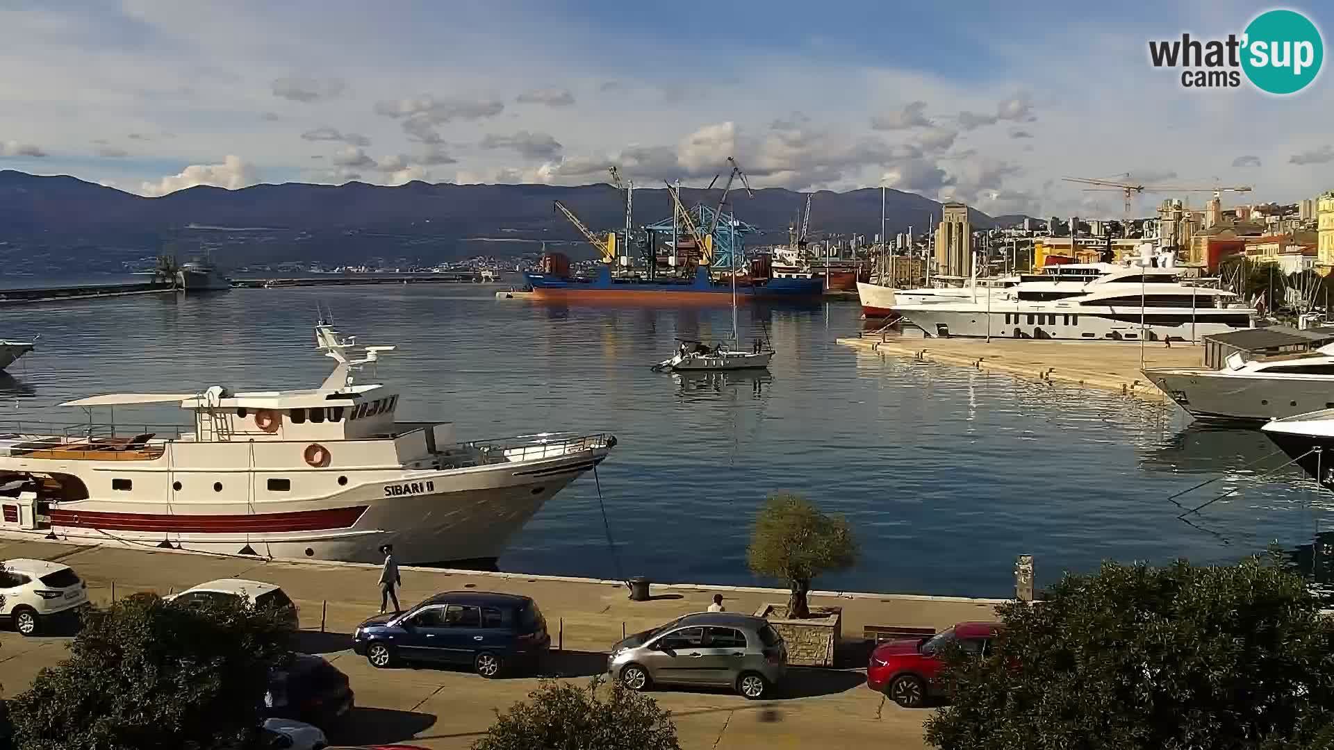Riva i Marina u Rijeci – Web kamera uživo u Hrvatskoj