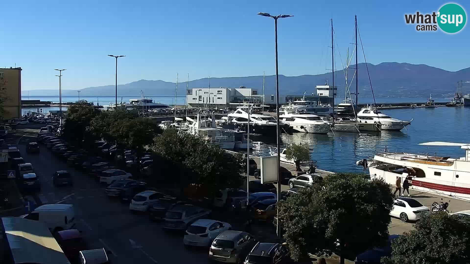 Riva in Marina v Reki – Spletna kamera v živo Hrvaška