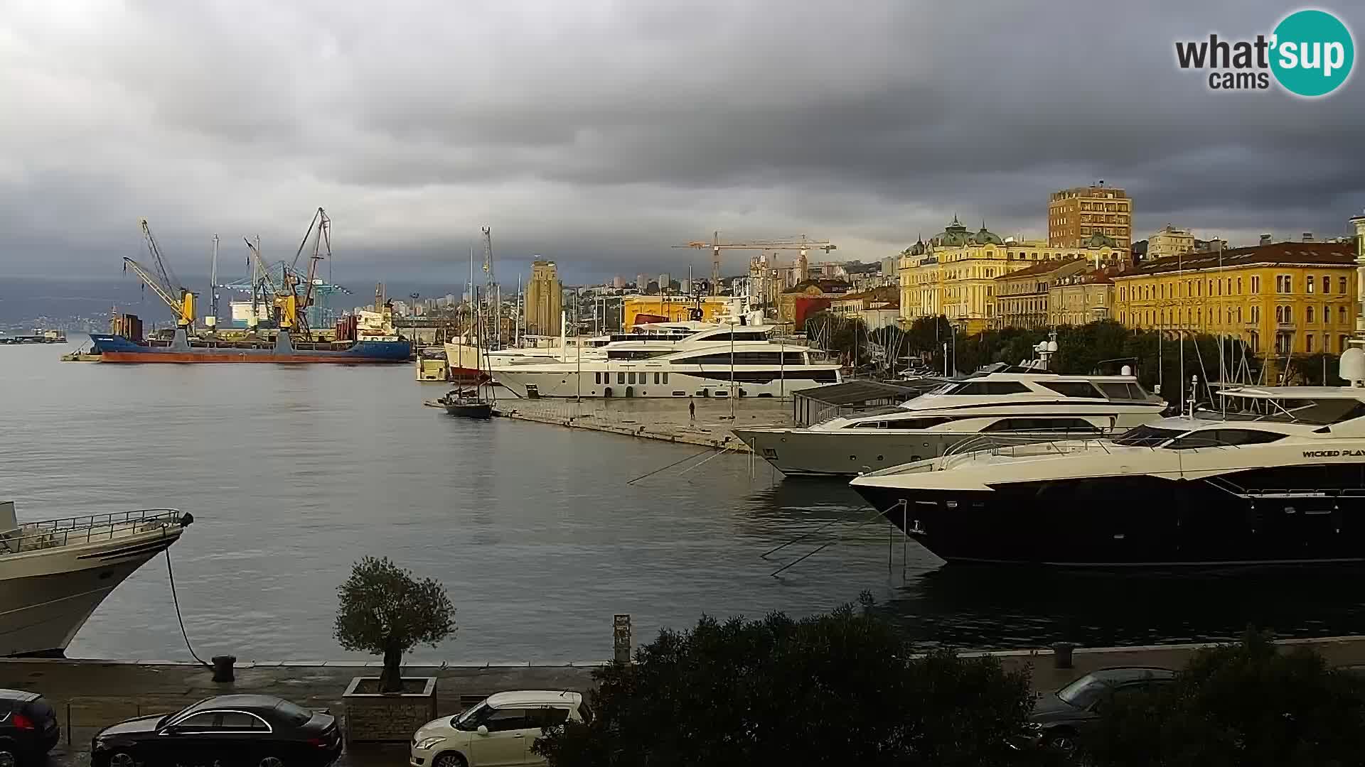 La Riva y Marina en Rijeka – Webcam en vivo Croacia