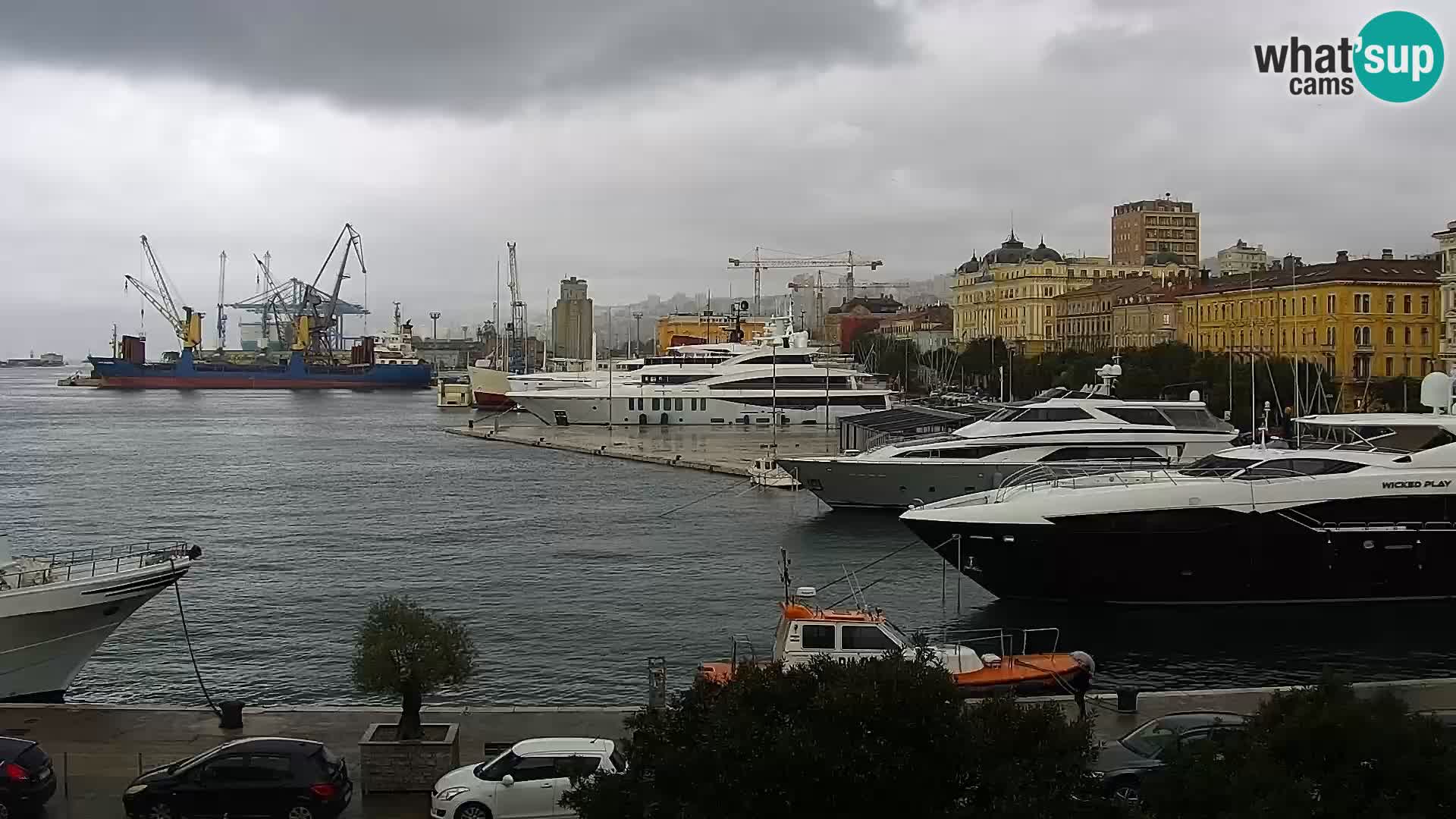 La Riva y Marina en Rijeka – Webcam en vivo Croacia