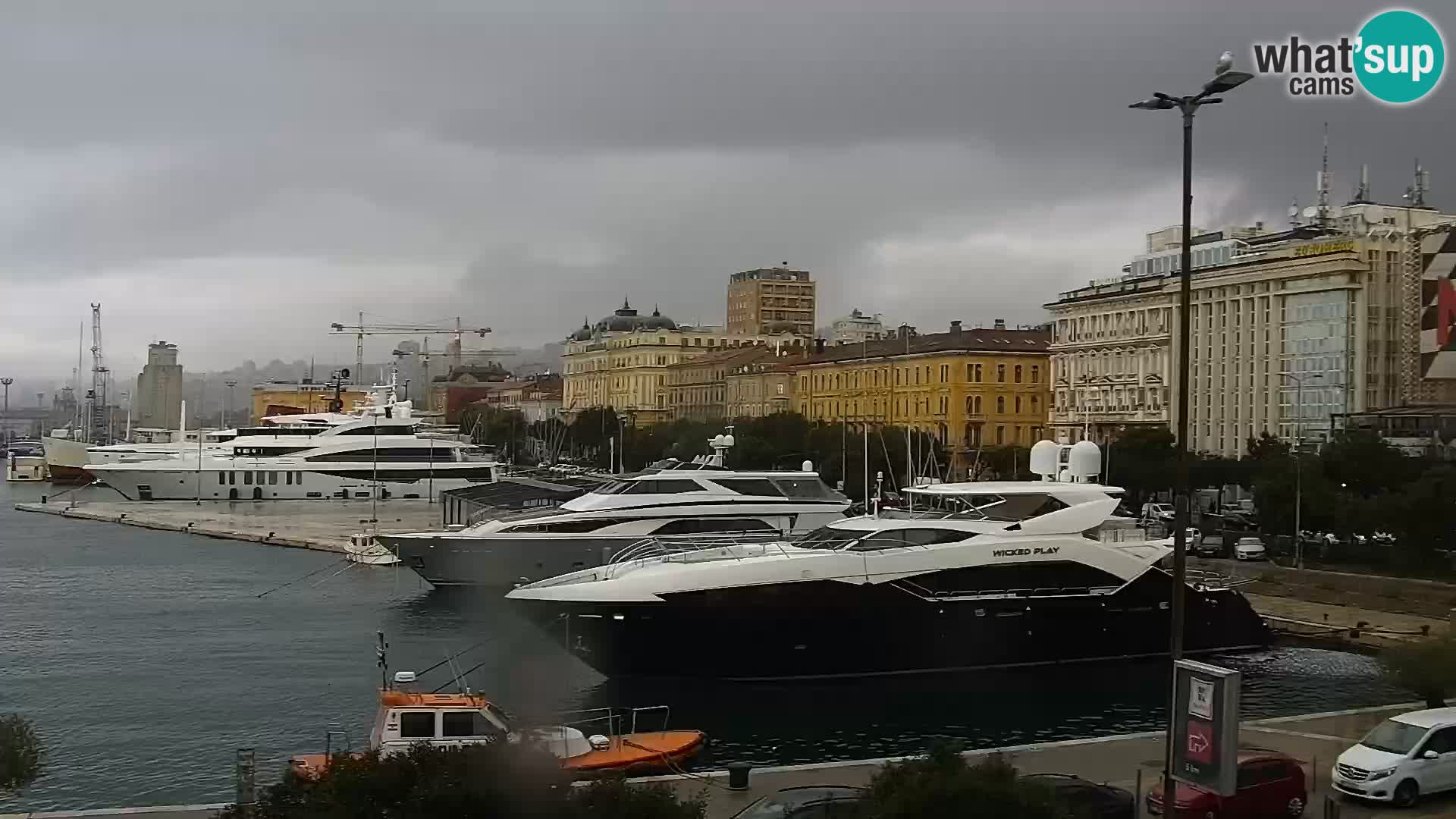 La Riva et Marina à Rijeka – Live Webcam Croatie
