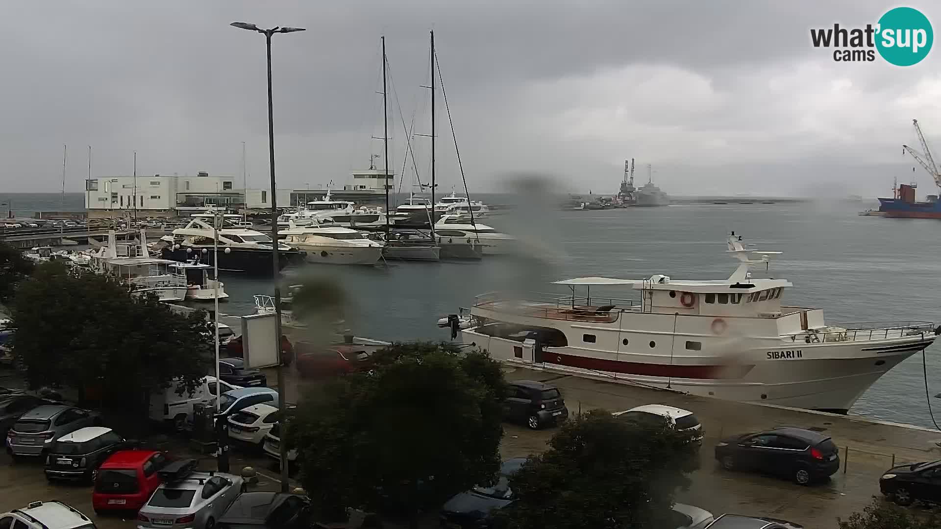 Riva i Marina u Rijeci – Web kamera uživo u Hrvatskoj