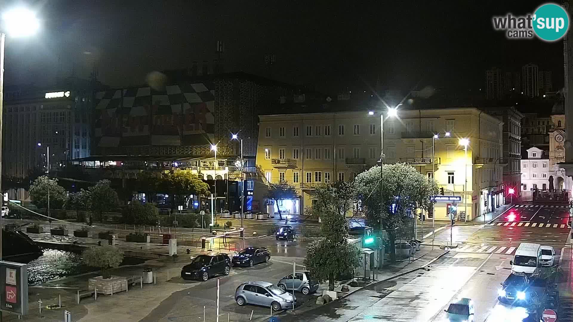 Riva in Marina v Reki – Spletna kamera v živo Hrvaška