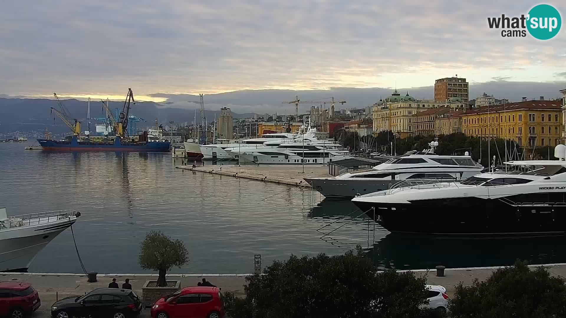 La Riva et Marina à Rijeka – Live Webcam Croatie