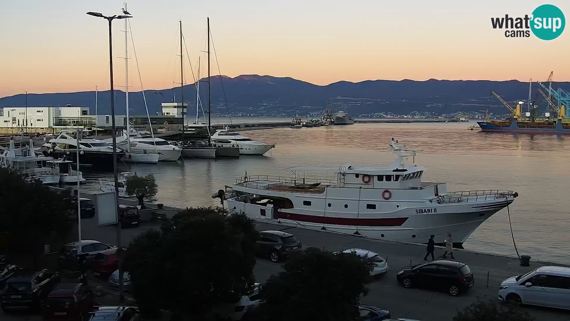 Riva i Marina u Rijeci – Web kamera uživo u Hrvatskoj