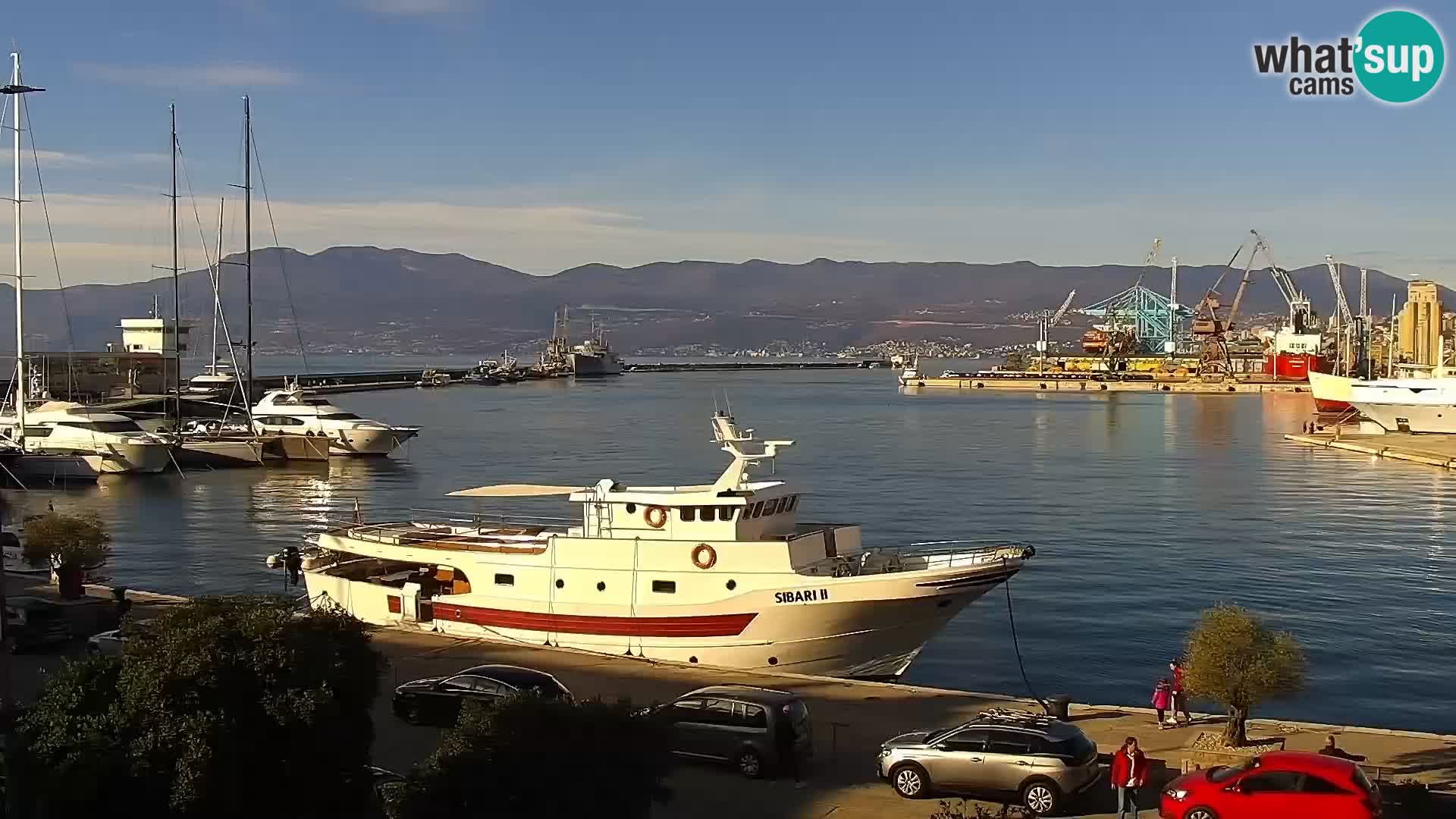 Riva i Marina u Rijeci – Web kamera uživo u Hrvatskoj