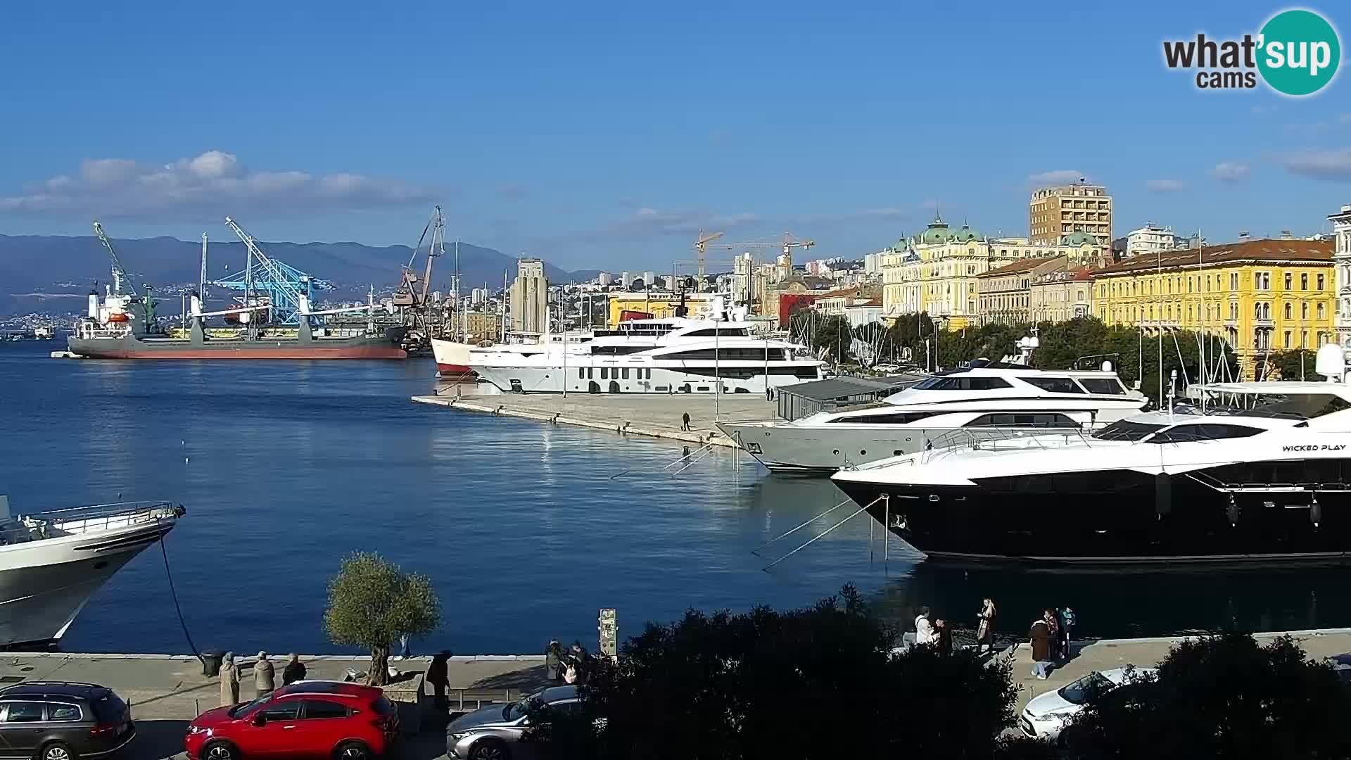 La Riva y Marina en Rijeka – Webcam en vivo Croacia