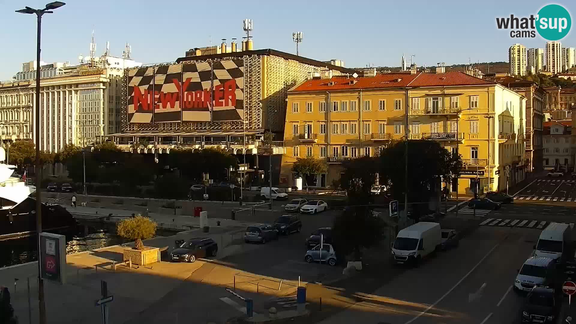 Riva i Marina u Rijeci – Web kamera uživo u Hrvatskoj