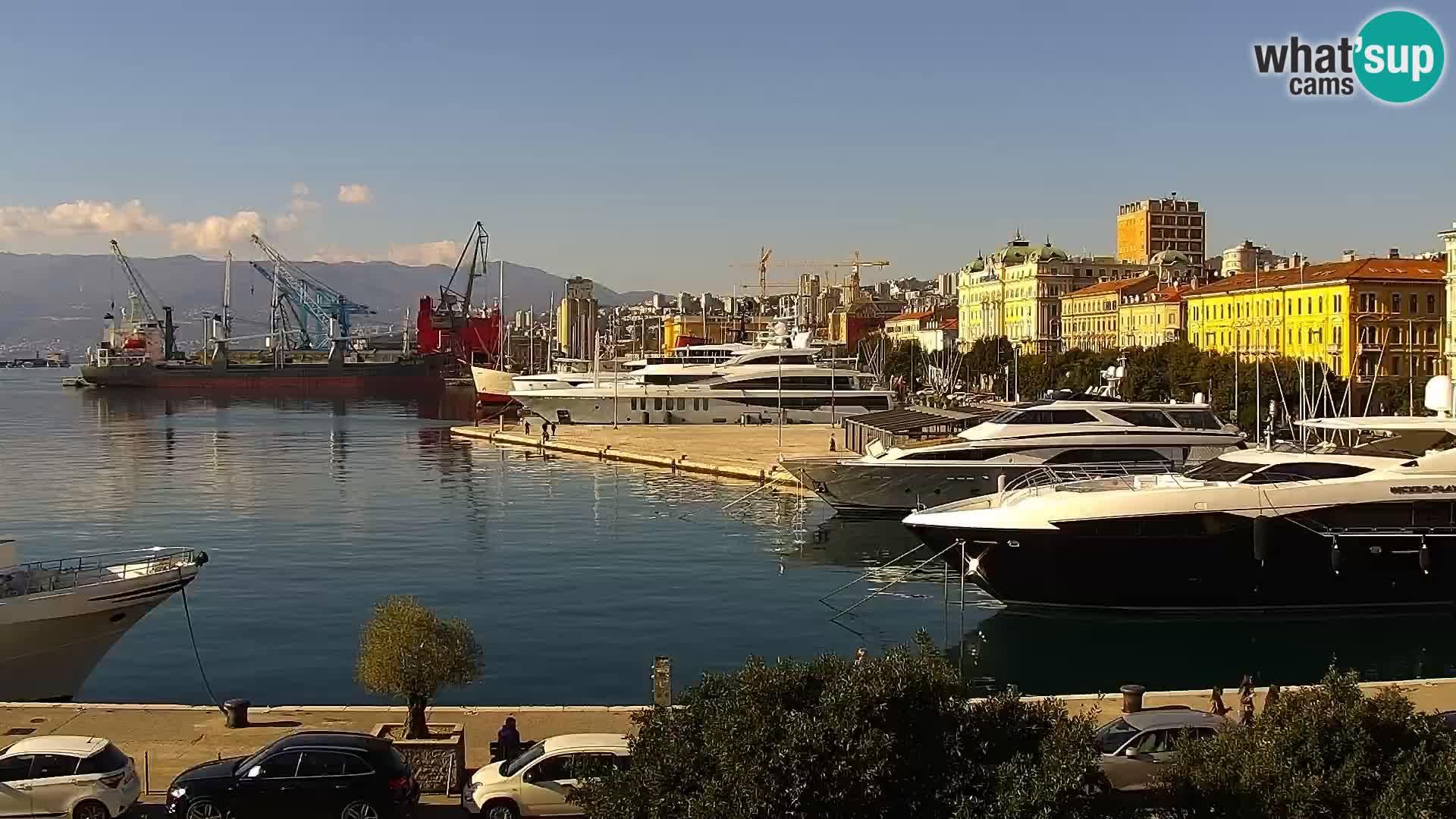 La Riva y Marina en Rijeka – Webcam en vivo Croacia