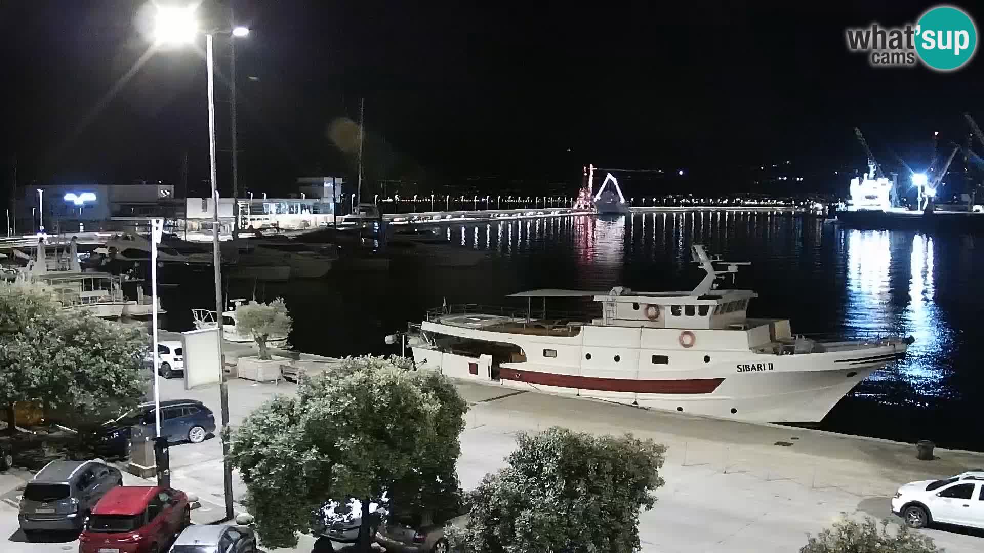 Riva in Marina v Reki – Spletna kamera v živo Hrvaška