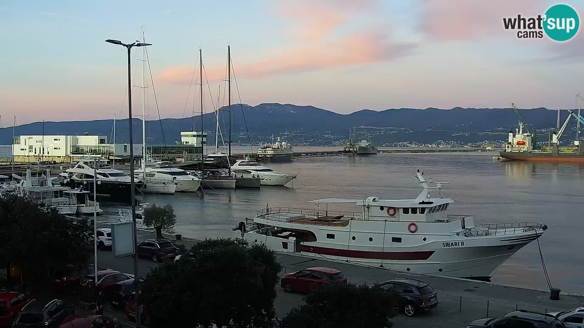 La Riva y Marina en Rijeka – Webcam en vivo Croacia