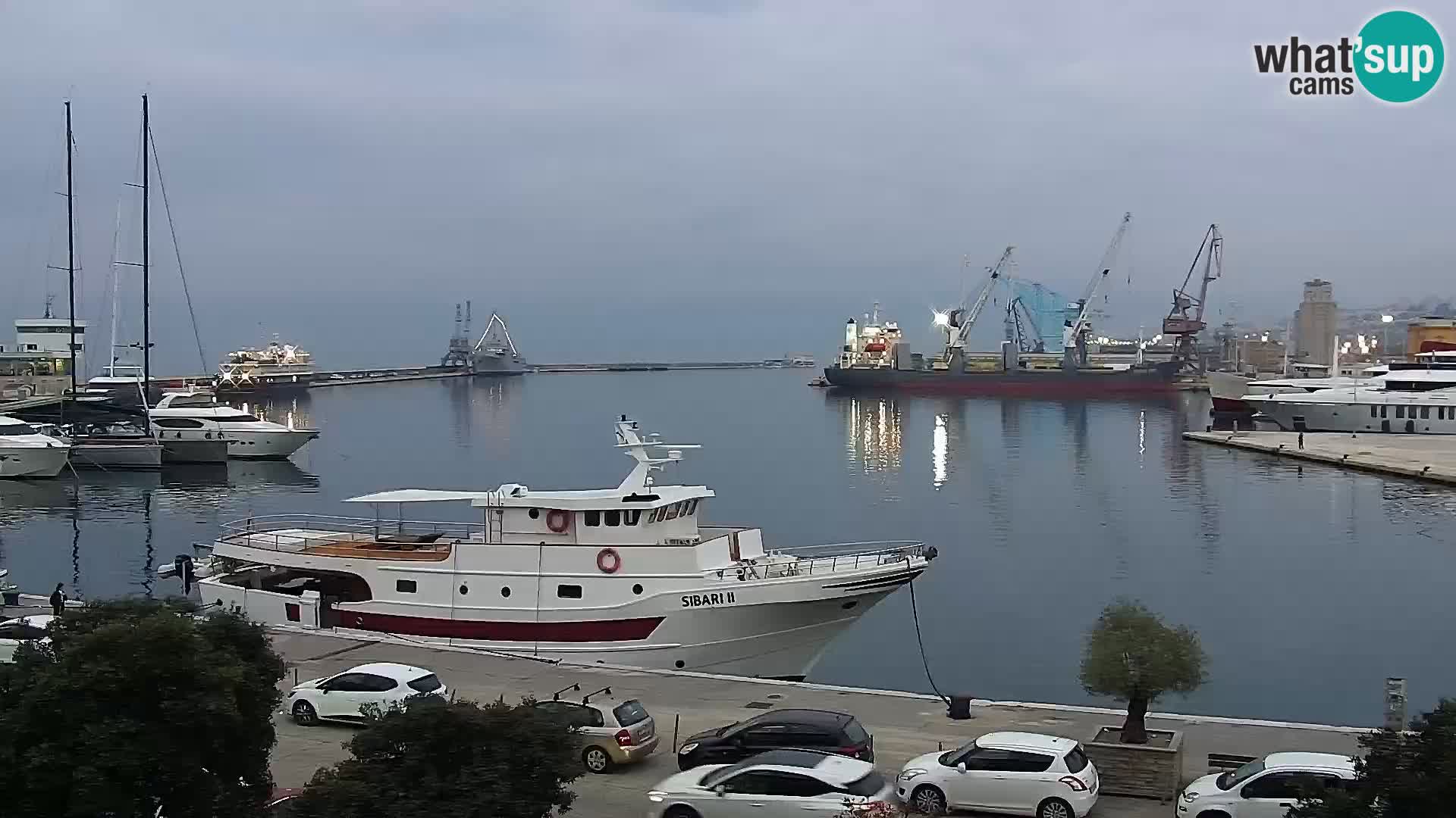 La Riva y Marina en Rijeka – Webcam en vivo Croacia