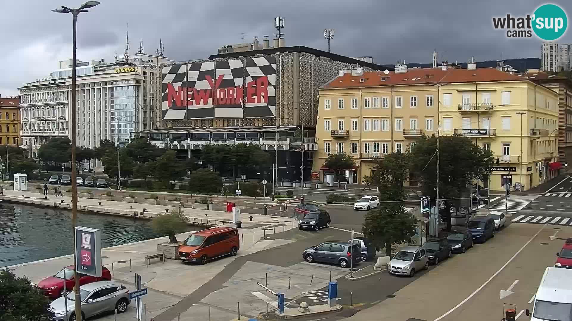 Riva in Marina v Reki – Spletna kamera v živo Hrvaška