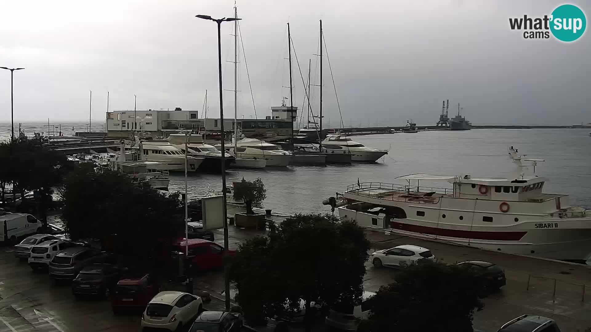 Riva i Marina u Rijeci – Web kamera uživo u Hrvatskoj