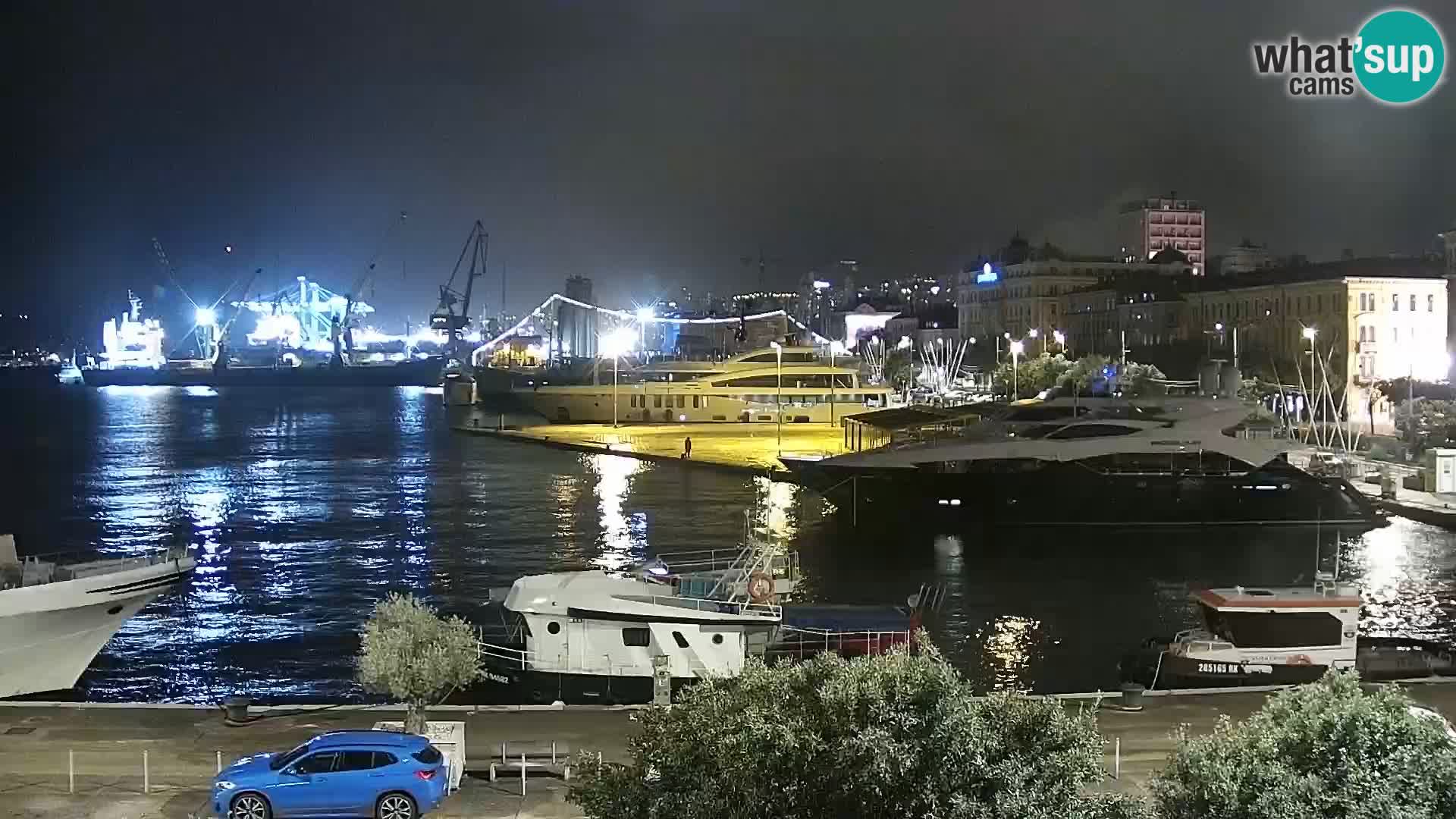 Riva in Marina v Reki – Spletna kamera v živo Hrvaška