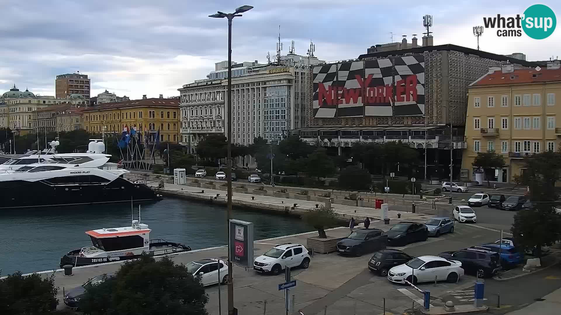 La Riva y Marina en Rijeka – Webcam en vivo Croacia