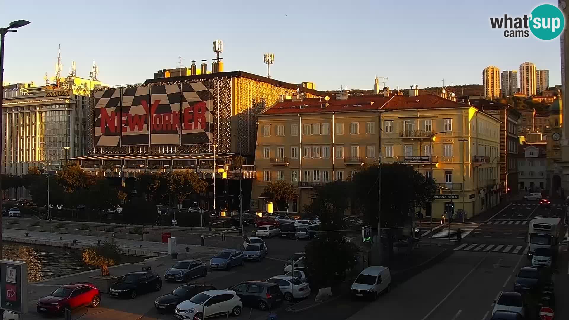 Riva i Marina u Rijeci – Web kamera uživo u Hrvatskoj