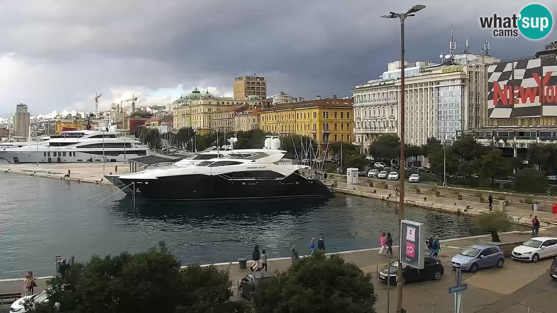 Riva i Marina u Rijeci – Web kamera uživo u Hrvatskoj