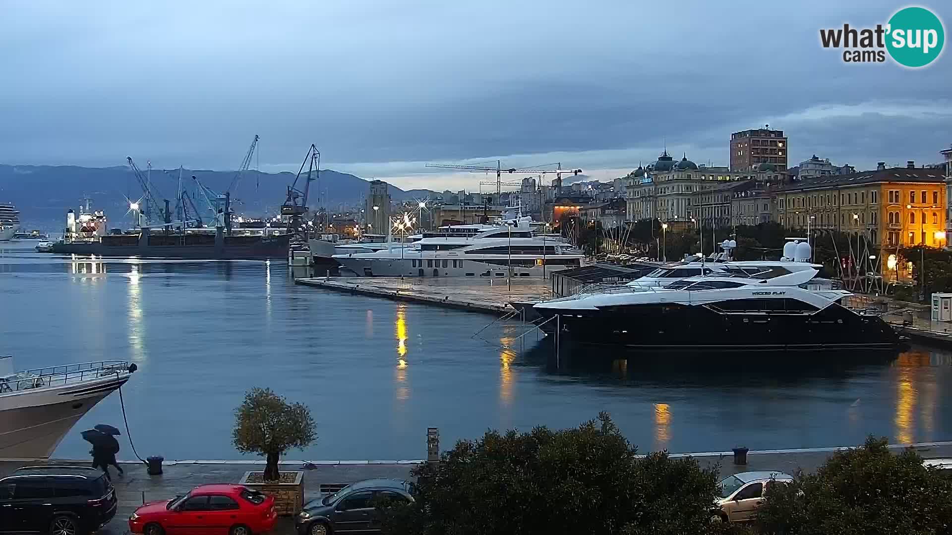 La Riva e la Marina a Rijeka (Fiume) – Live Webcam Croazia