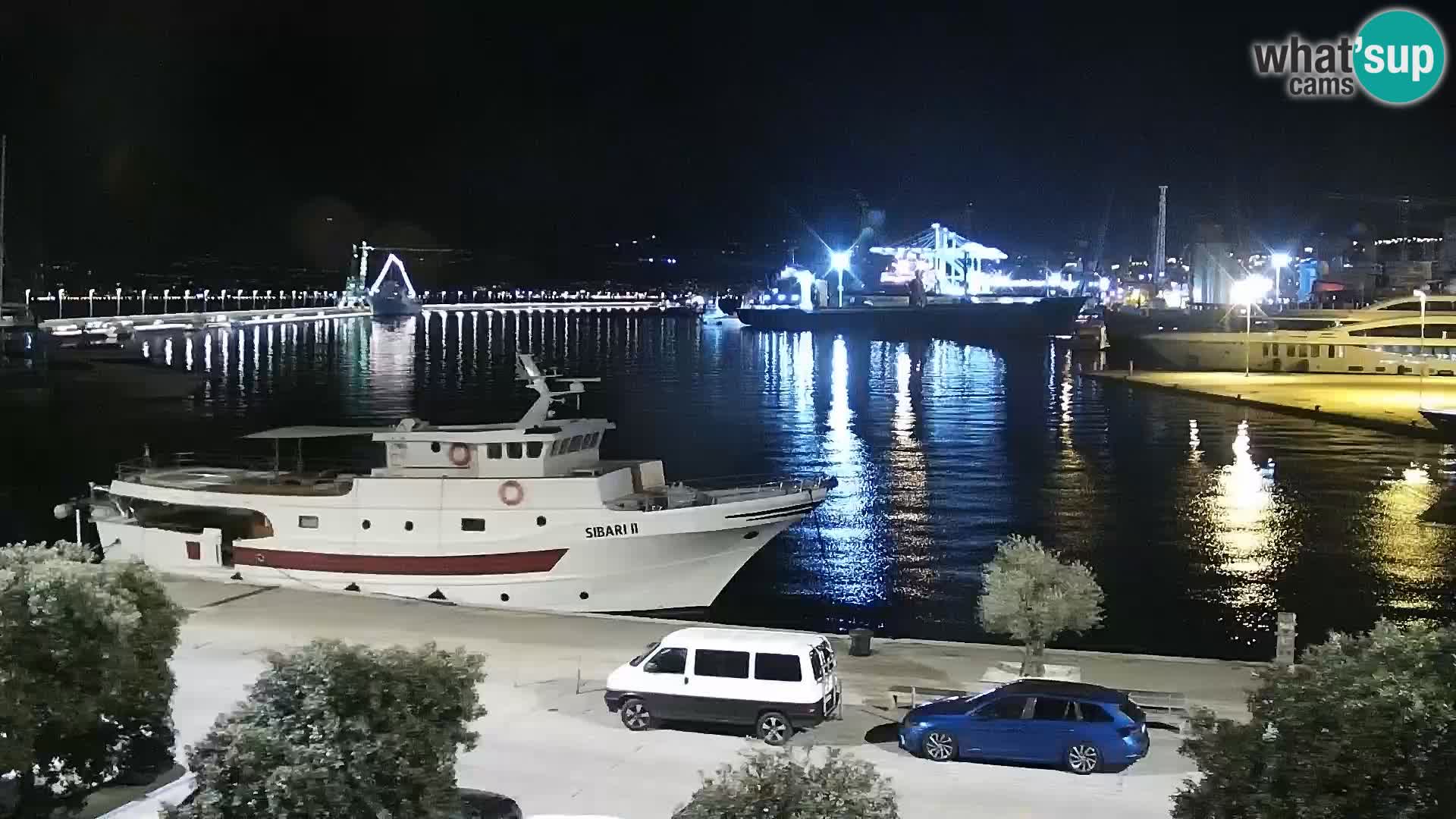 Riva in Marina v Reki – Spletna kamera v živo Hrvaška