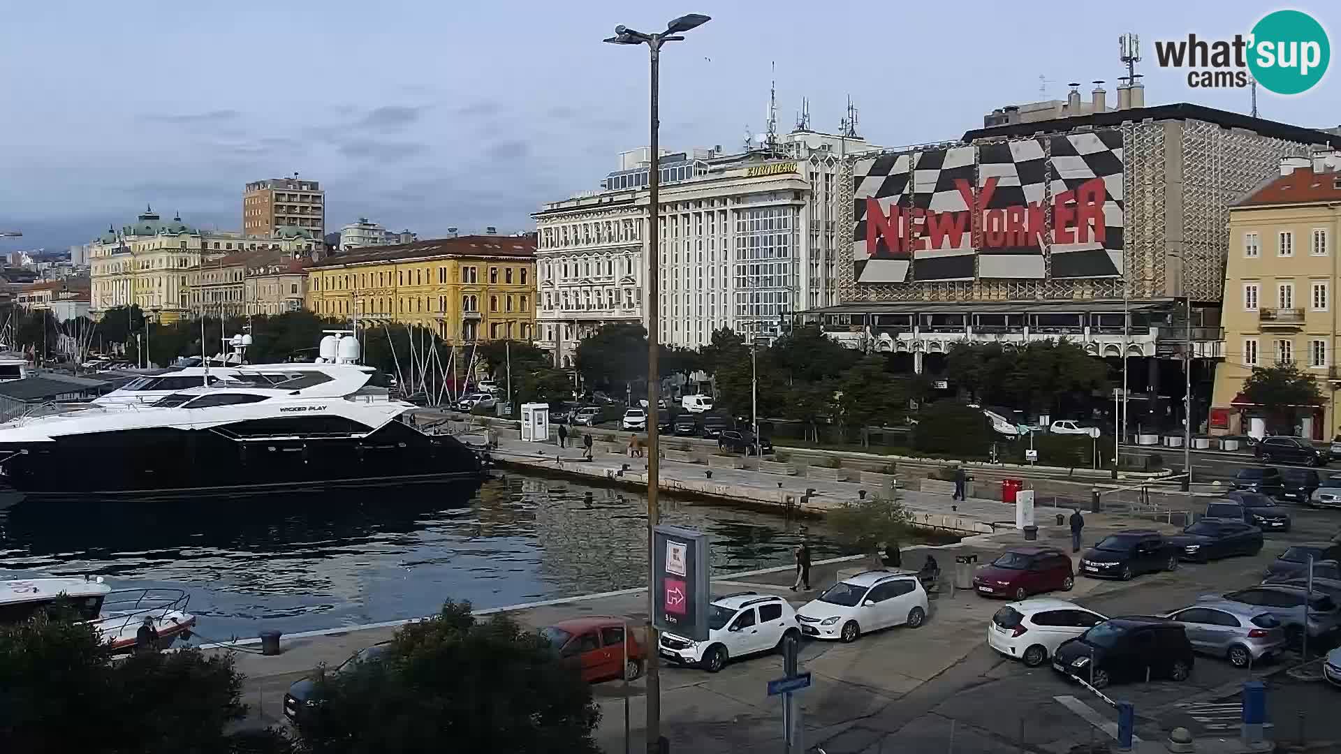 La Riva y Marina en Rijeka – Webcam en vivo Croacia