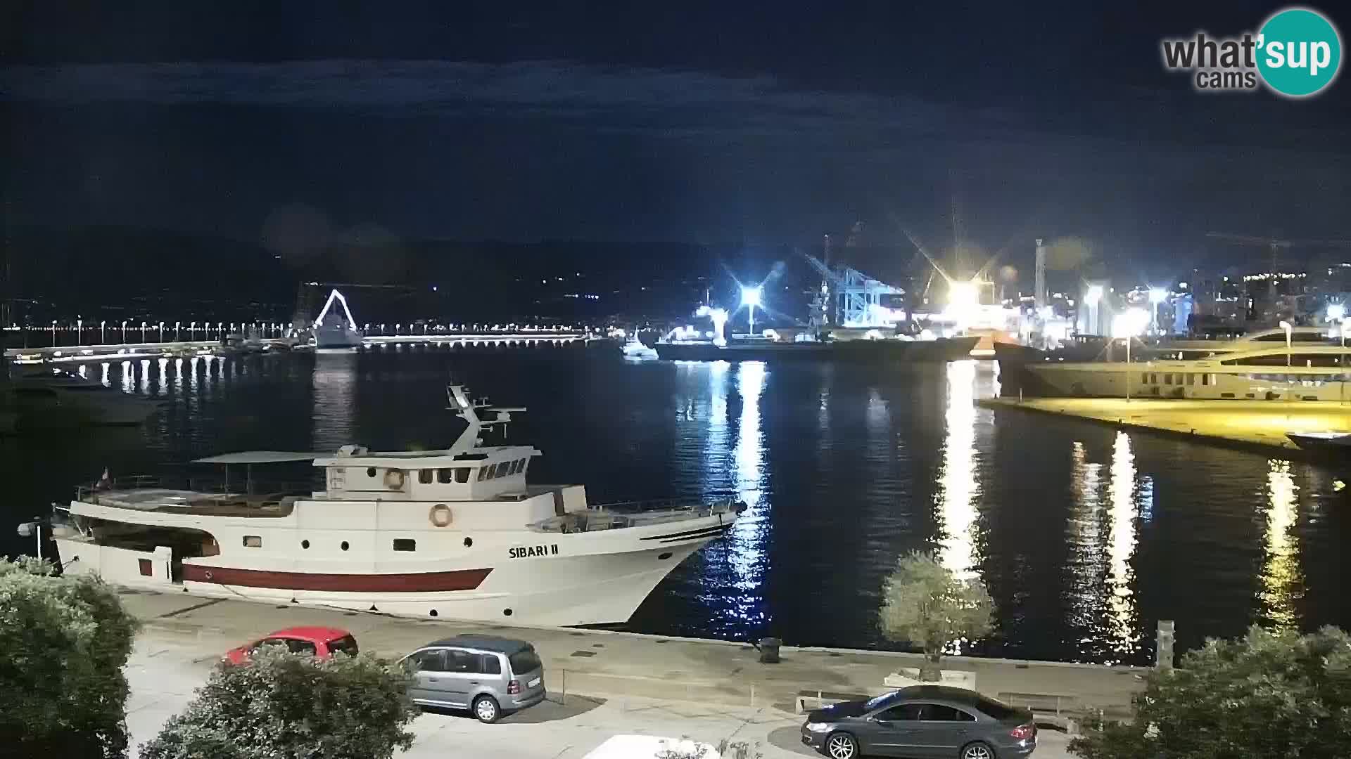 Riva in Marina v Reki – Spletna kamera v živo Hrvaška