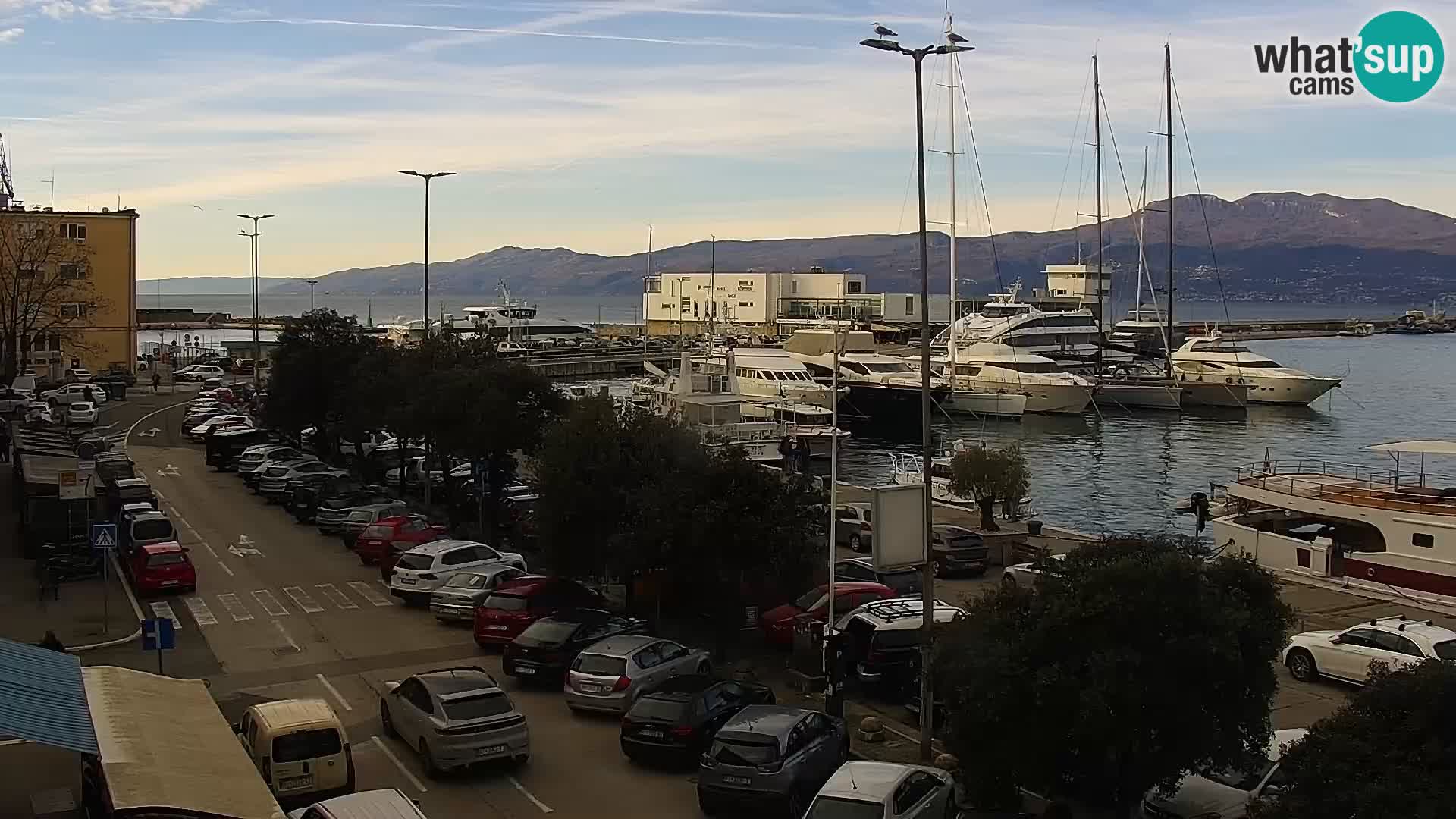 La Riva y Marina en Rijeka – Webcam en vivo Croacia