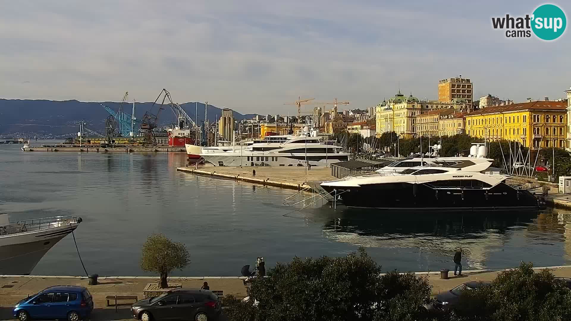La Riva y Marina en Rijeka – Webcam en vivo Croacia