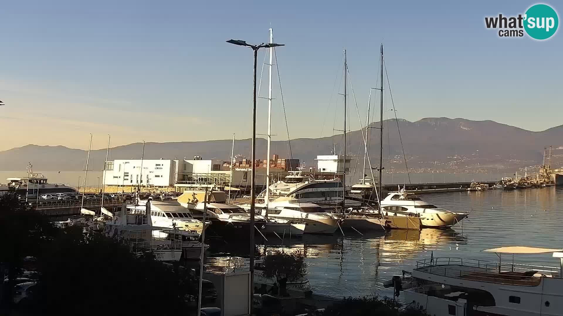 Die Riva und Marina in Rijeka – Live Webcam Kroatien