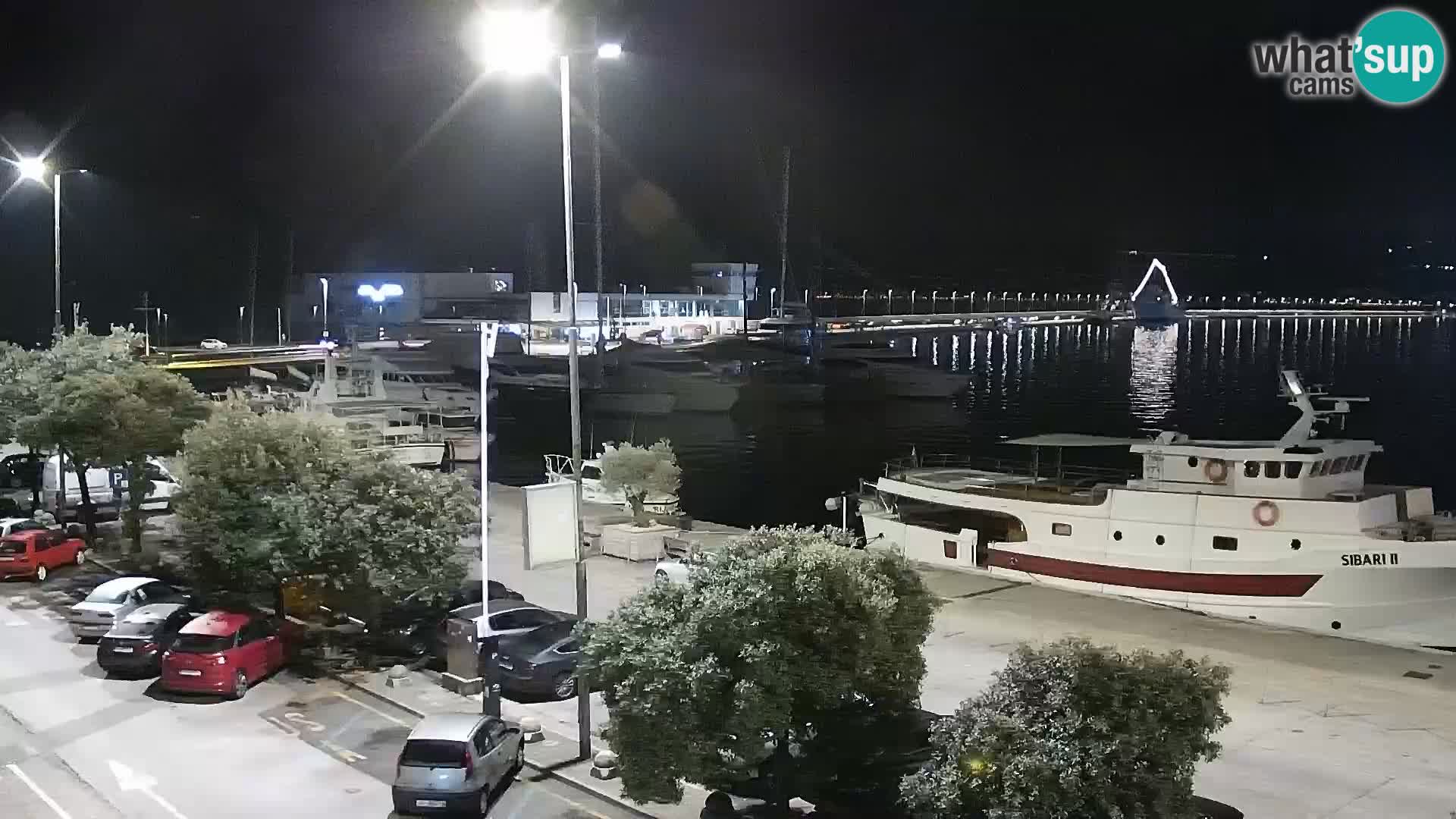 Riva in Marina v Reki – Spletna kamera v živo Hrvaška