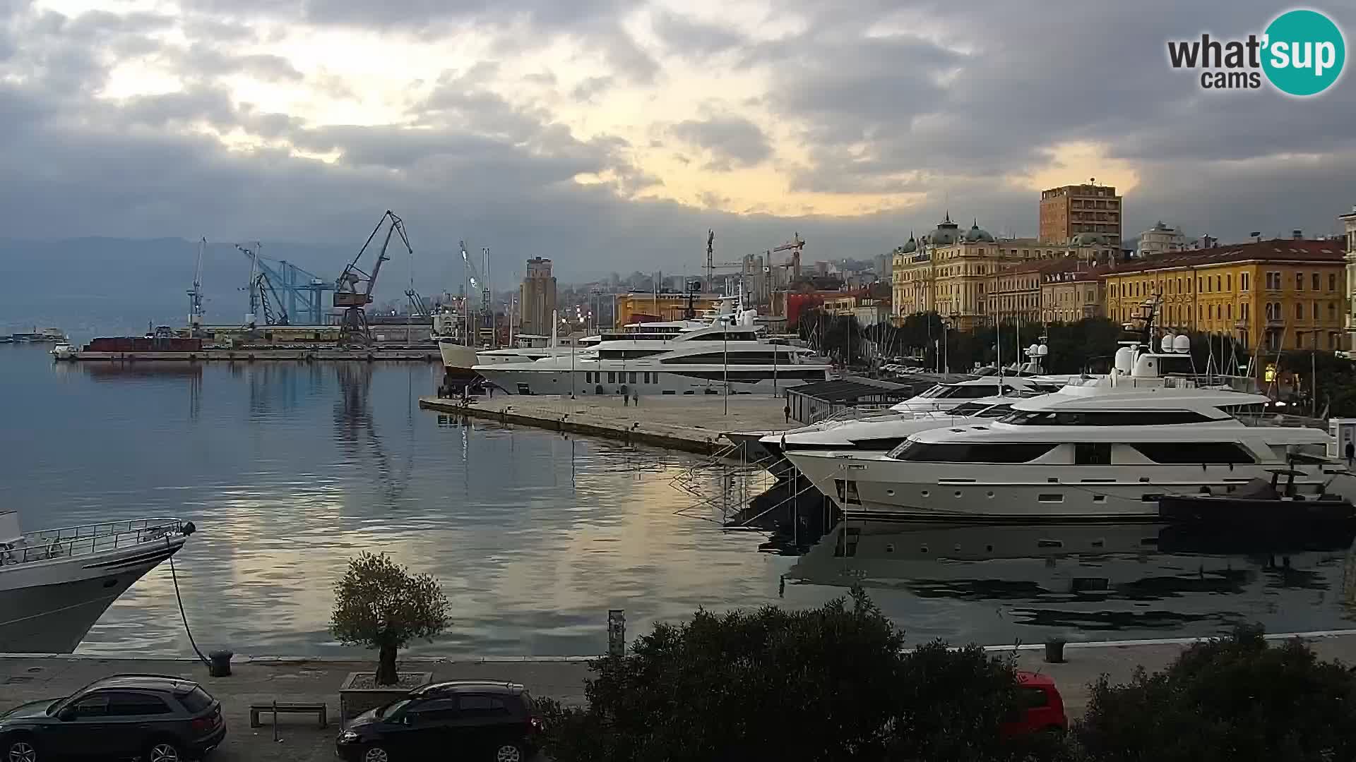 La Riva e la Marina a Rijeka (Fiume) – Live Webcam Croazia