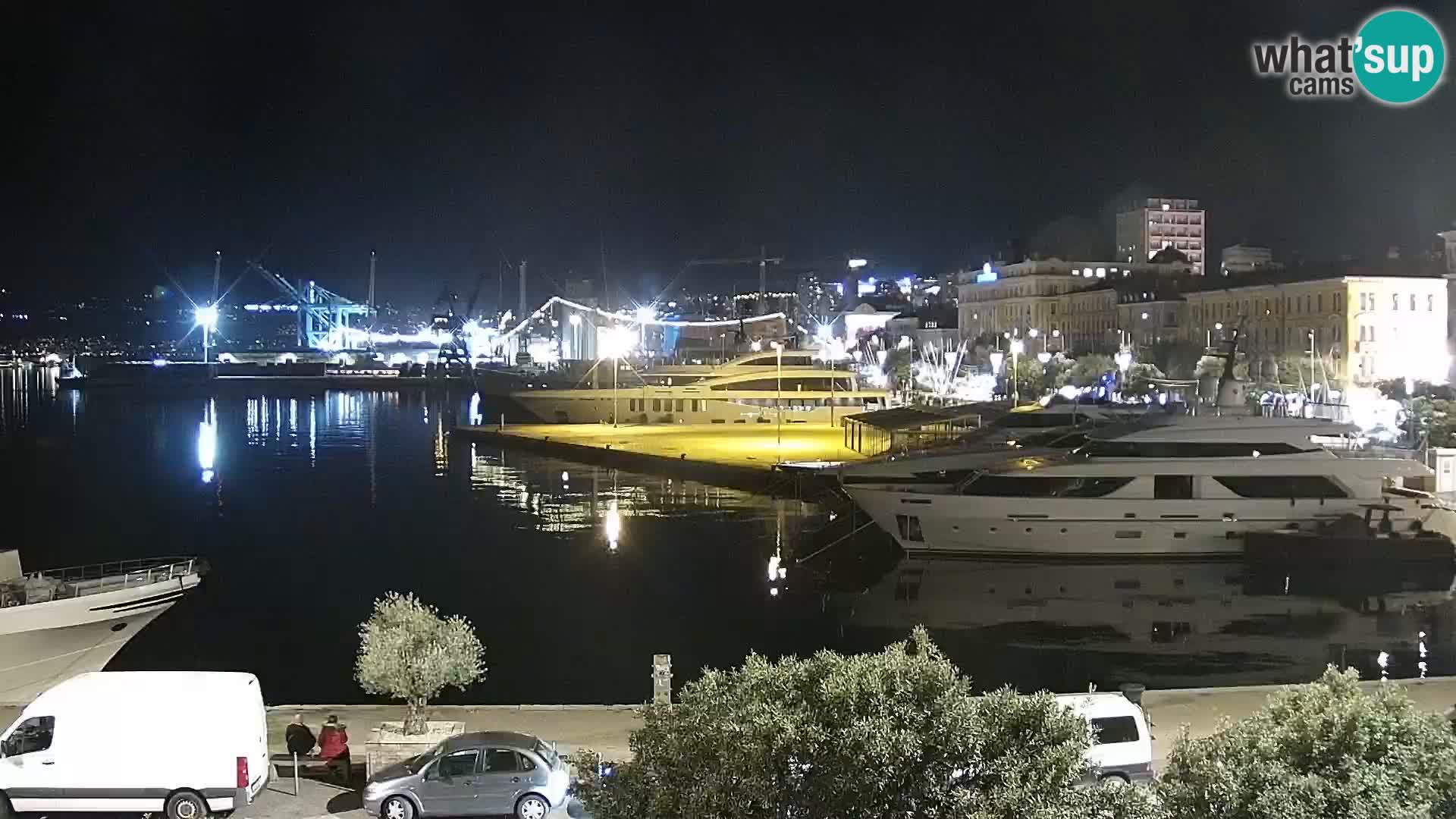 Riva in Marina v Reki – Spletna kamera v živo Hrvaška
