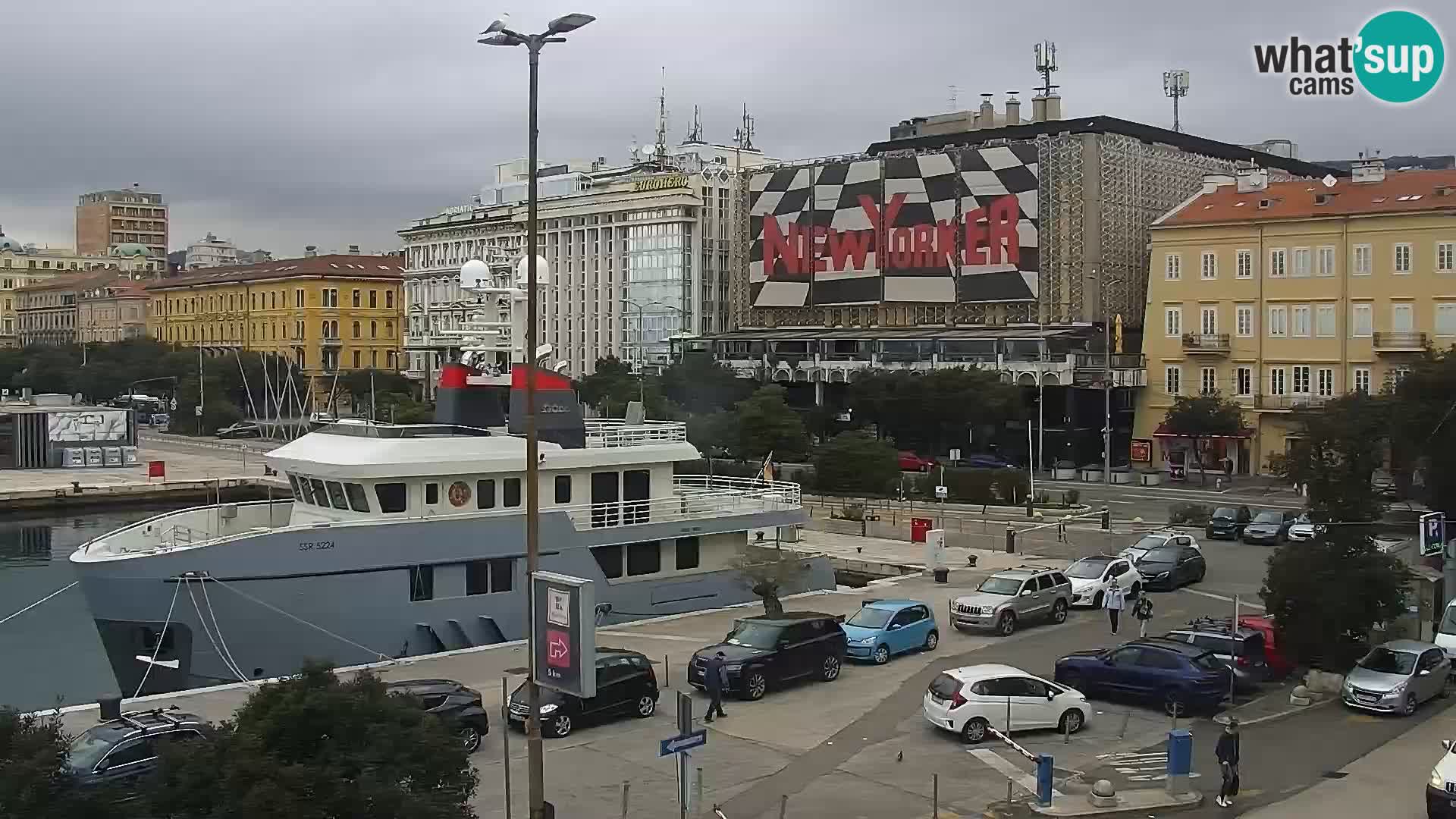 Riva i Marina u Rijeci – Web kamera uživo u Hrvatskoj