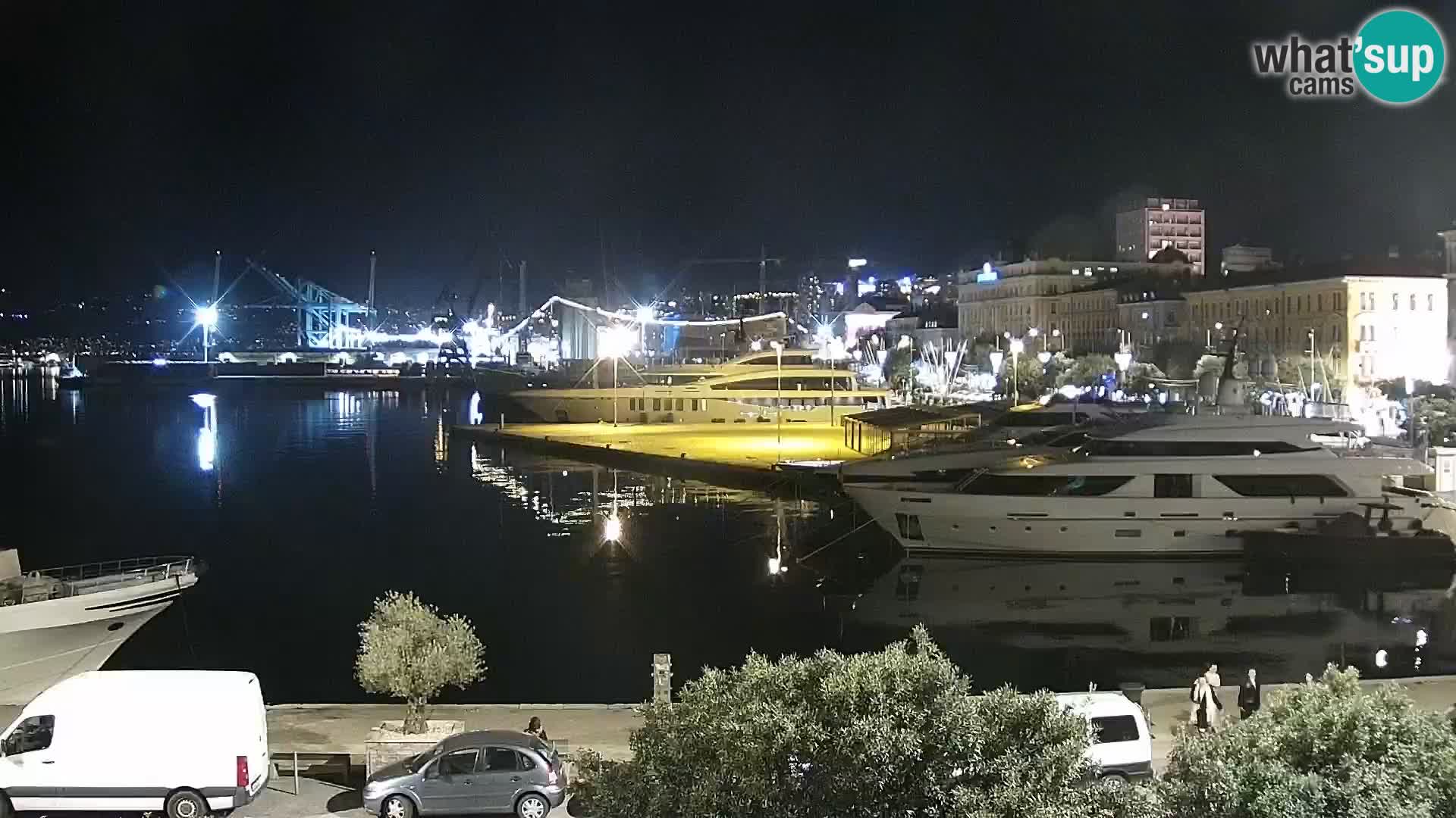 Riva in Marina v Reki – Spletna kamera v živo Hrvaška