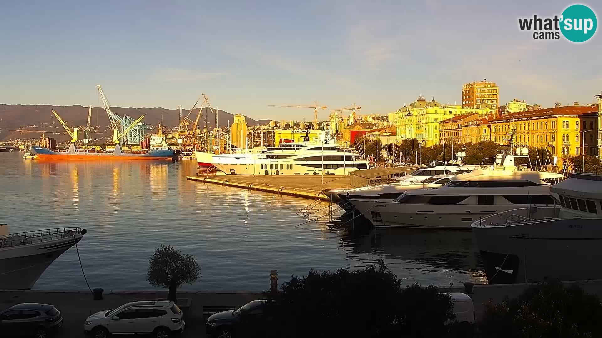 La Riva y Marina en Rijeka – Webcam en vivo Croacia