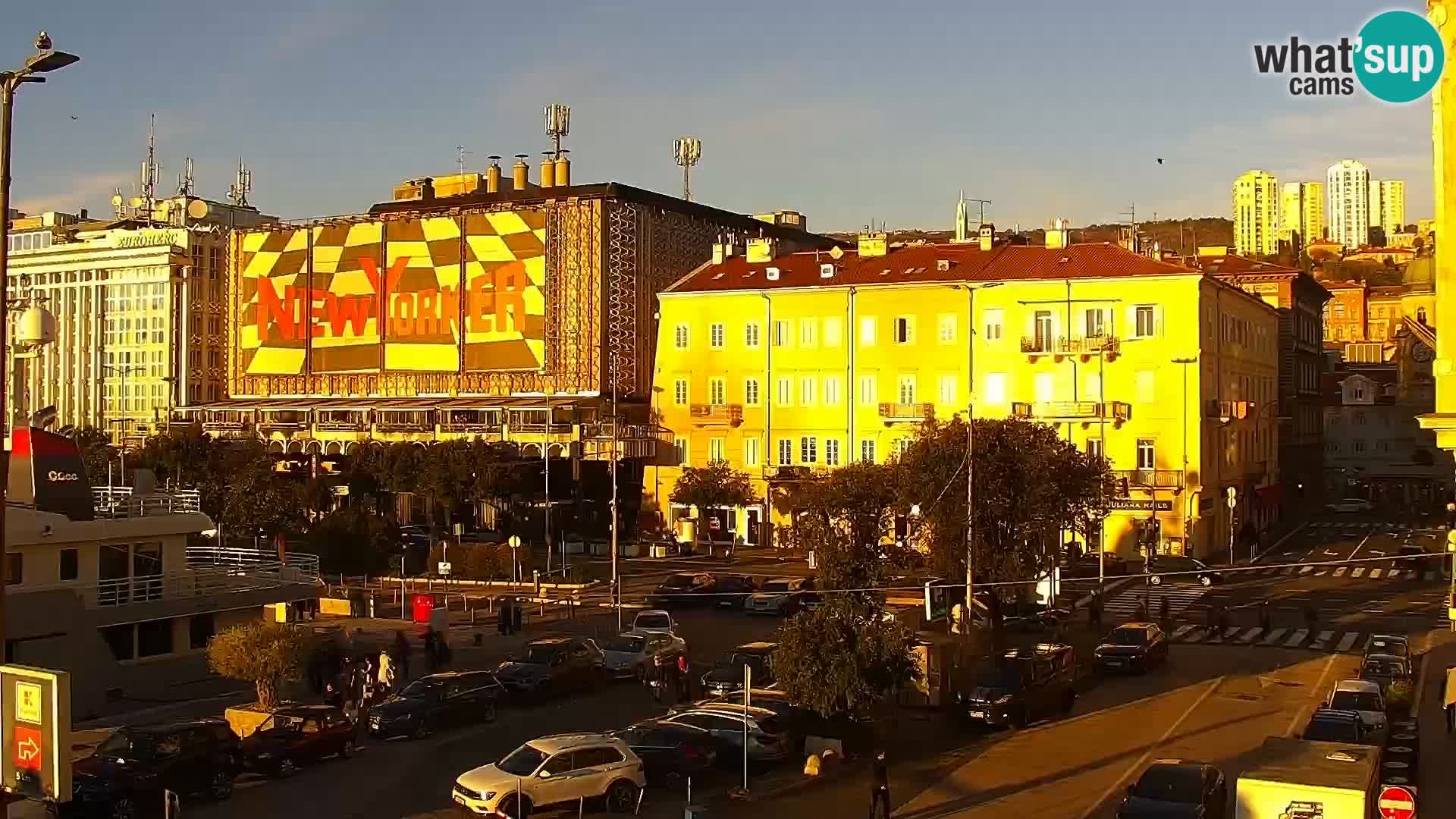 La Riva y Marina en Rijeka – Webcam en vivo Croacia