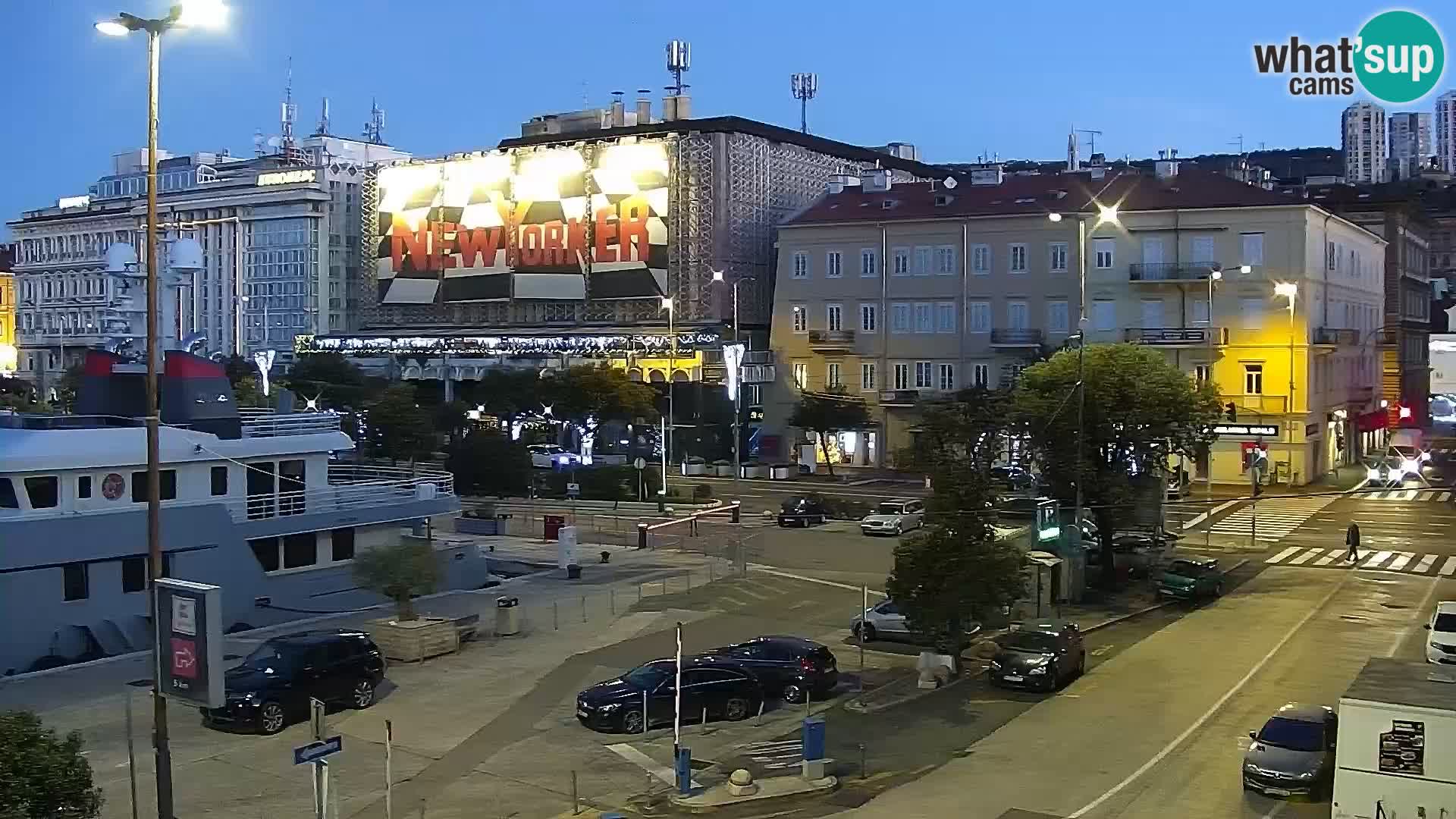 Riva in Marina v Reki – Spletna kamera v živo Hrvaška