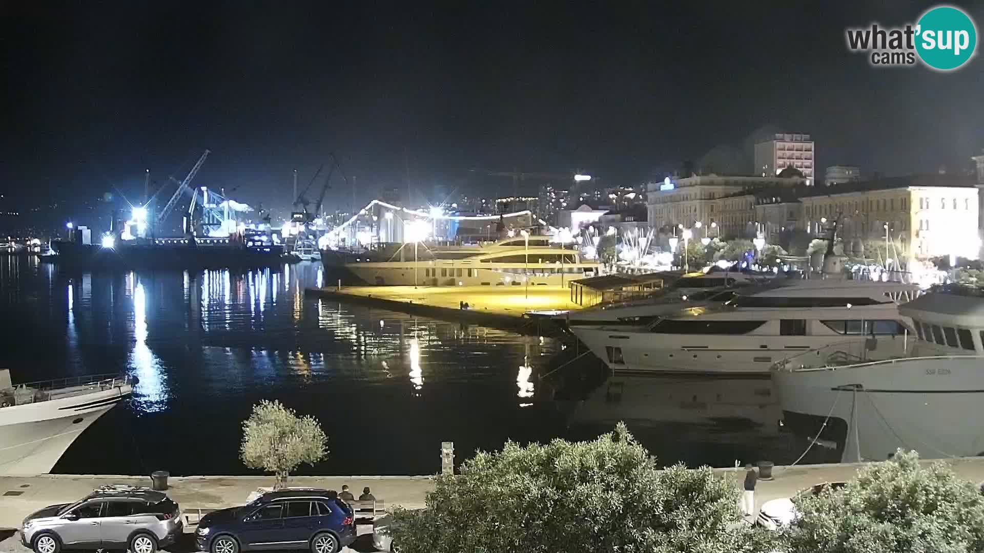 Riva in Marina v Reki – Spletna kamera v živo Hrvaška